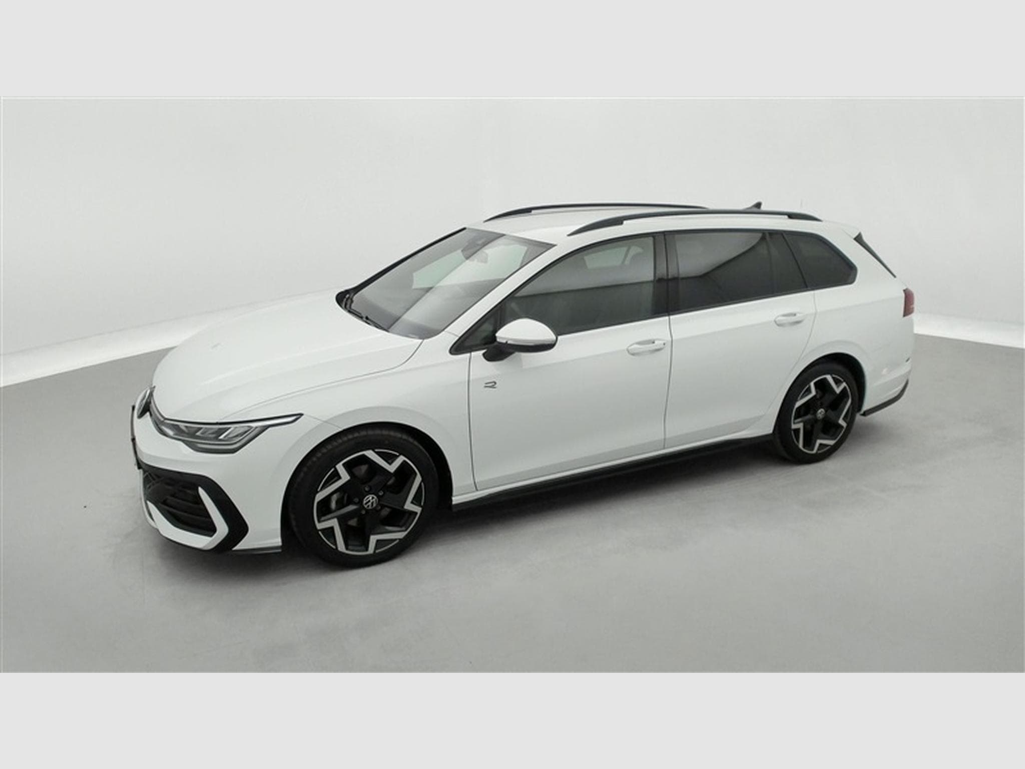 VW Golf 1.5 eTSI 150cv R-Line CARPLAY / FULL LED / CAMERA / JA 17" (2025) - Photo 21