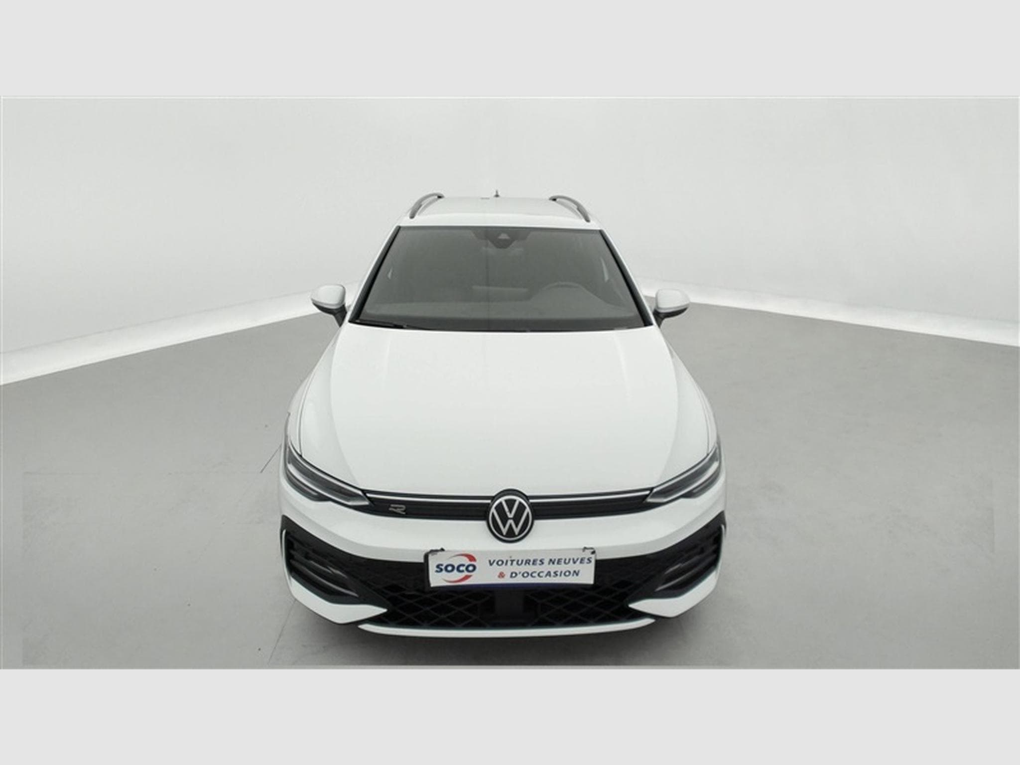 VW Golf 1.5 eTSI 150cv R-Line CARPLAY / FULL LED / CAMERA / JA 17" (2025) - Photo 4