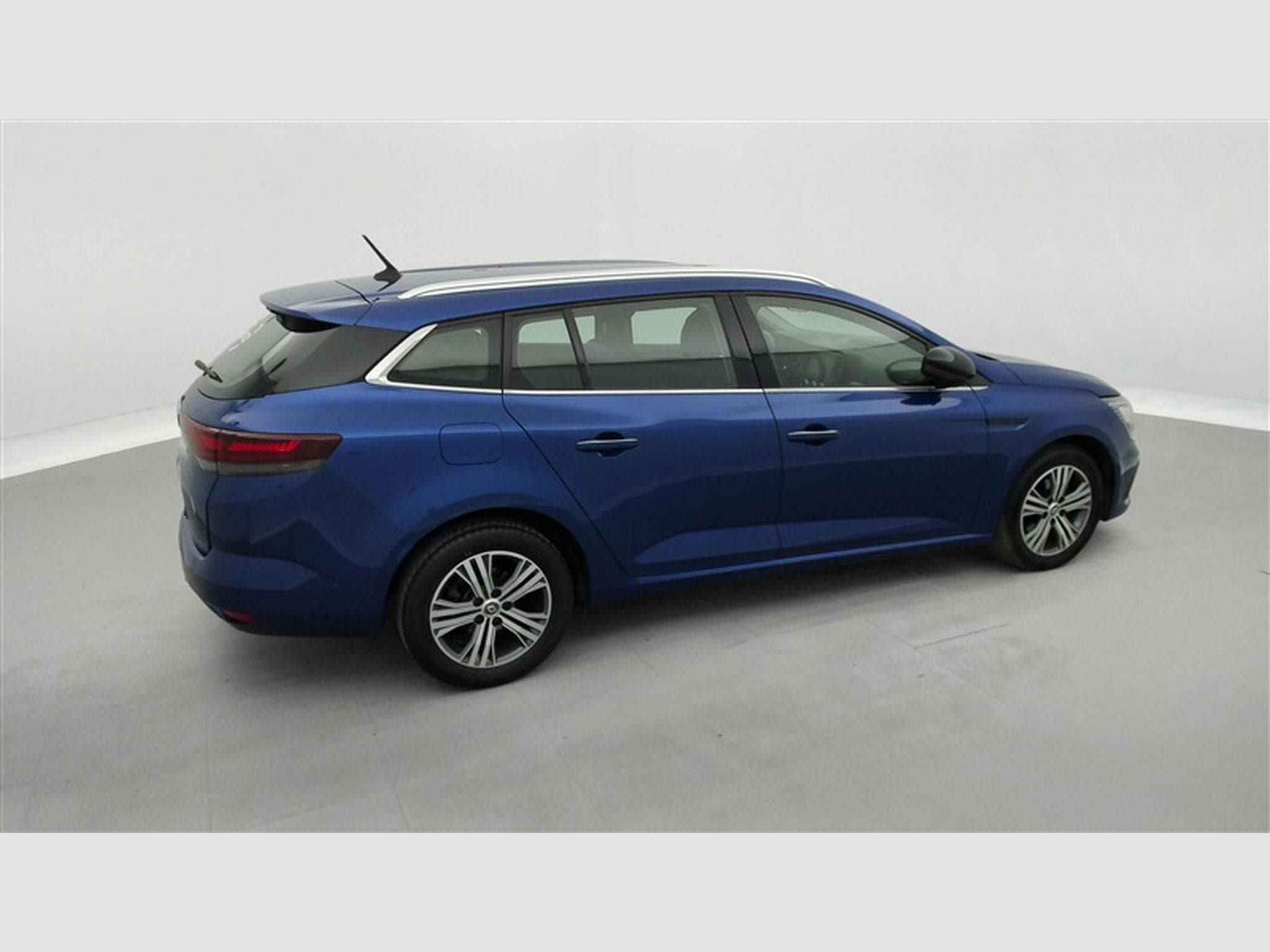 Renault Megane 1.33 TCe 140cv Evolution NAVI / FULL LED / PDC AV+AR / JA 16 (2023) - Foto 25