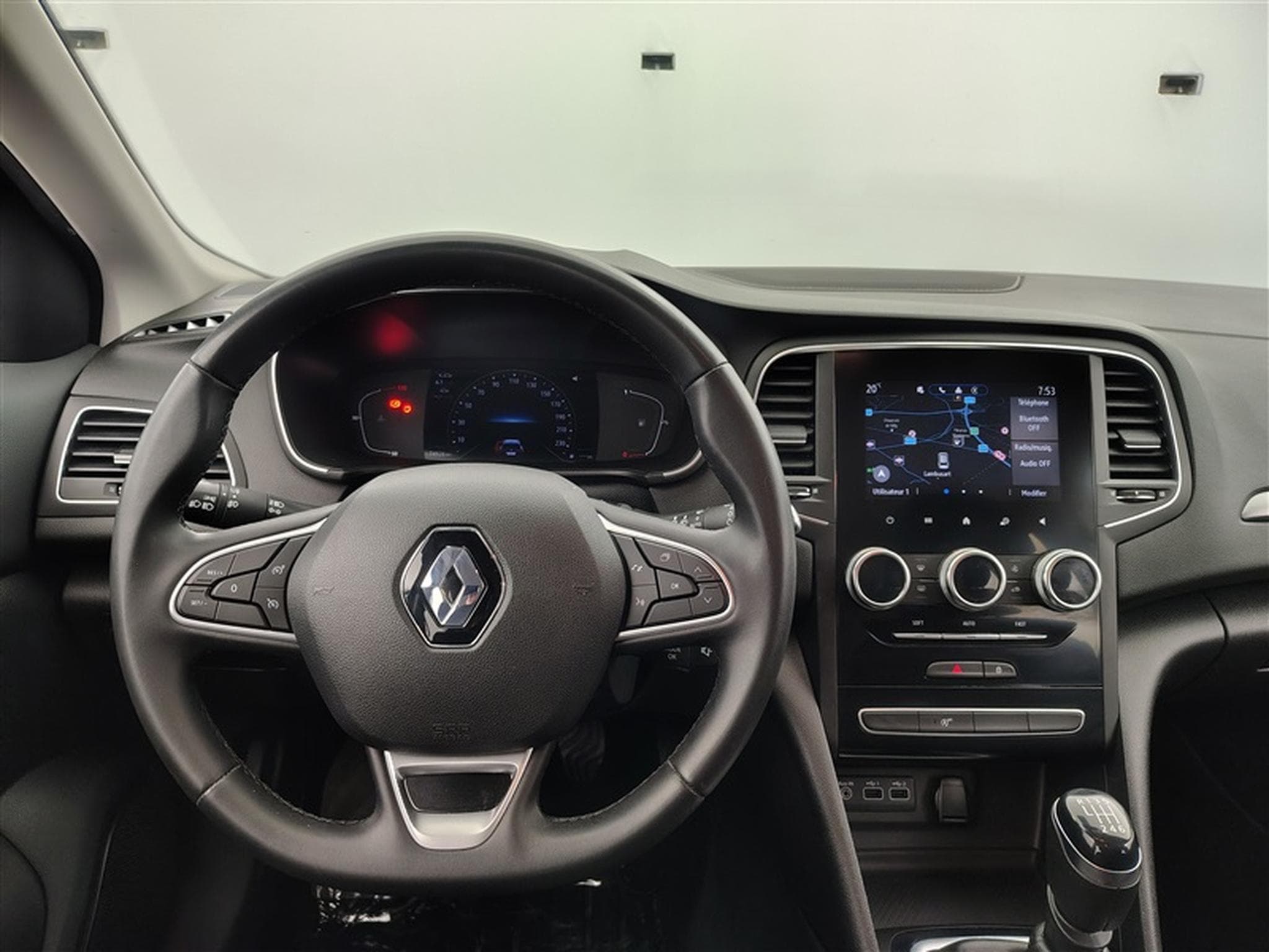 Renault Megane 1.33 TCe 140cv Evolution NAVI / FULL LED / PDC AV+AR / JA 16 (2023) - Foto 9