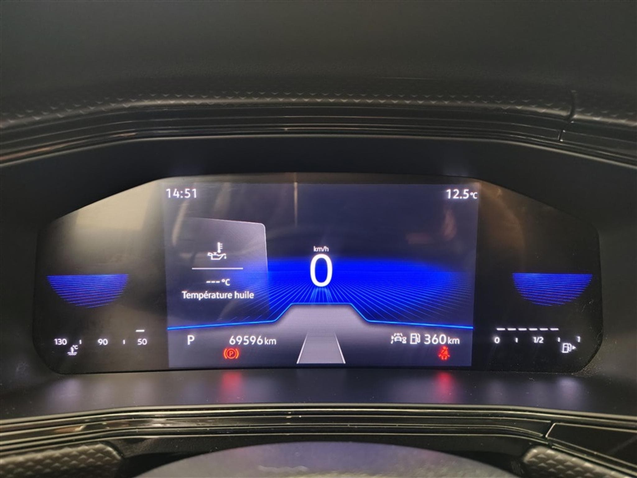 VW T-Cross 1.0 TSI 110cv DSG Life CARPLAY (2023) - Photo 10