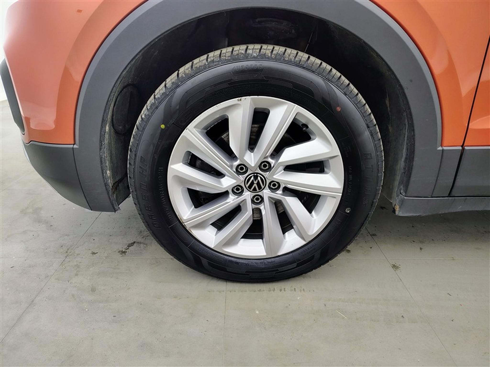 VW T-Cross 1.0 TSI 110cv DSG Life CARPLAY (2023) - Photo 6
