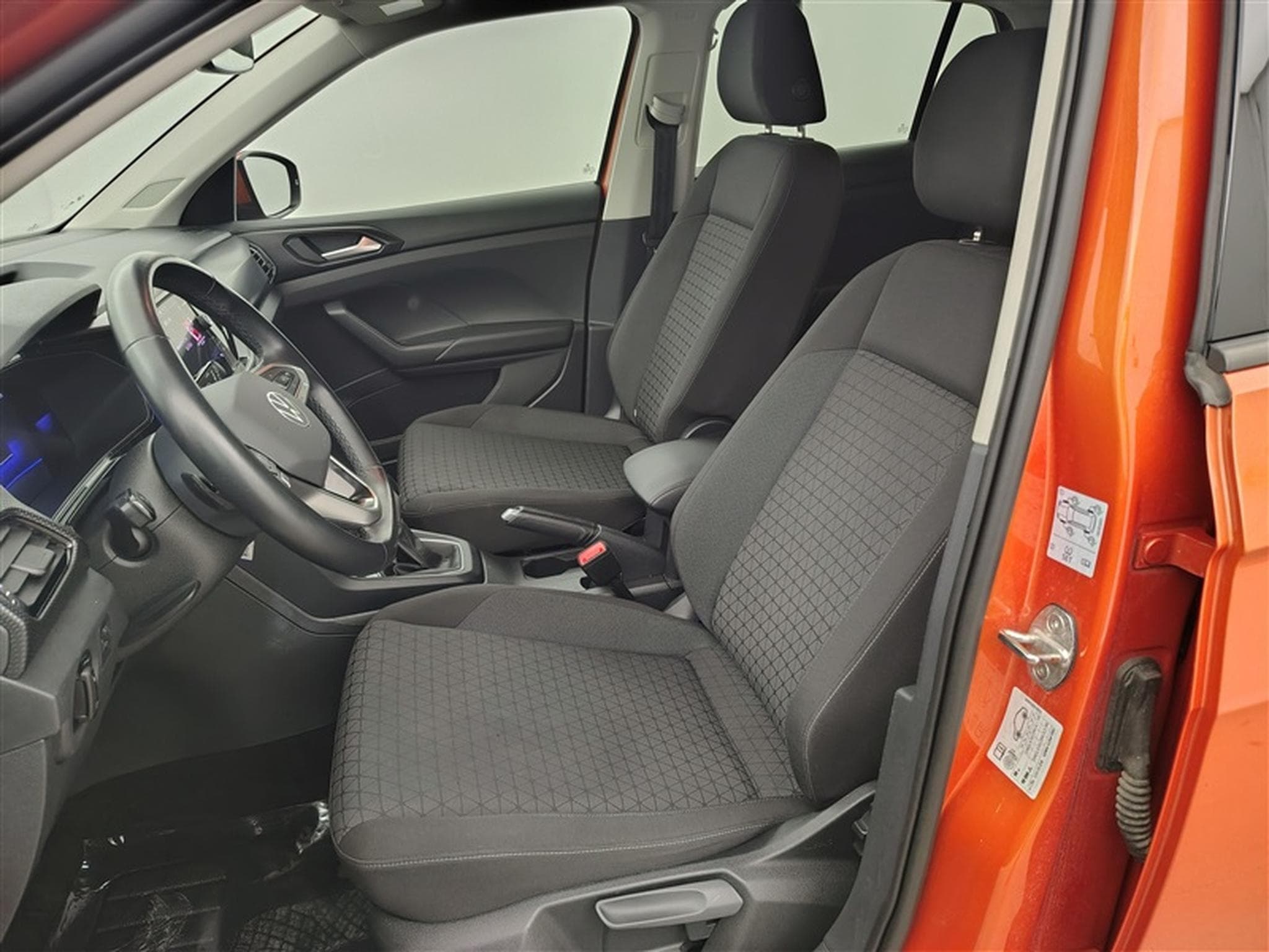 VW T-Cross 1.0 TSI 110cv DSG Life CARPLAY (2023) - Photo 7