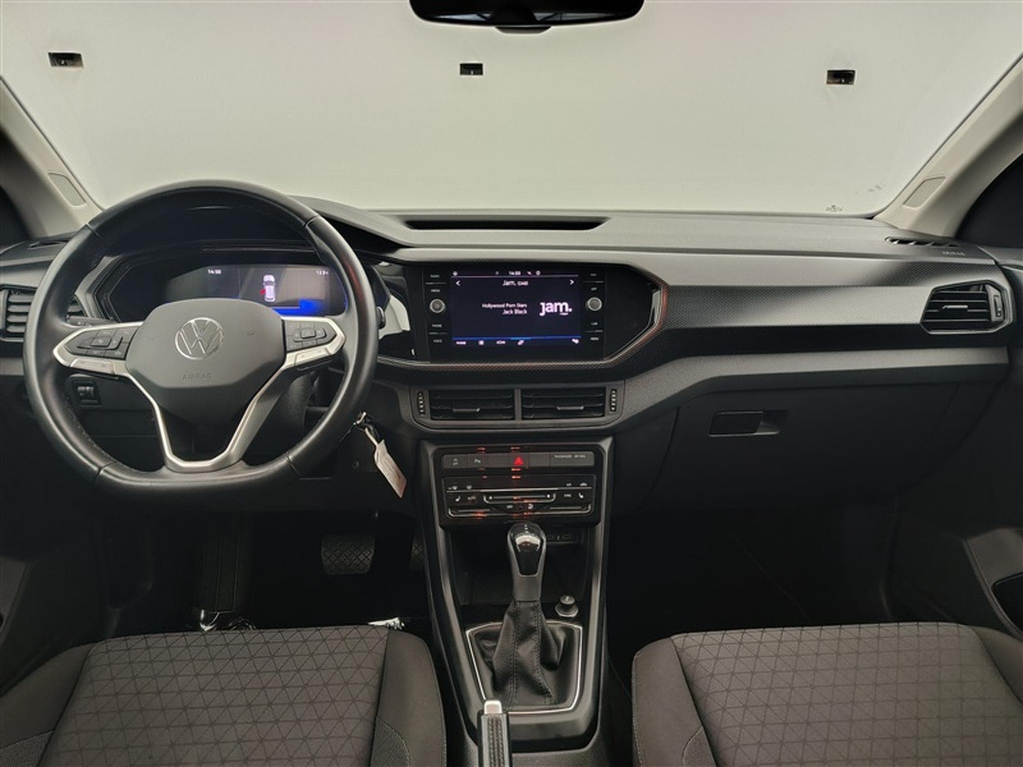 VW T-Cross 1.0 TSI 110cv DSG Life CARPLAY (2023) - Photo 8