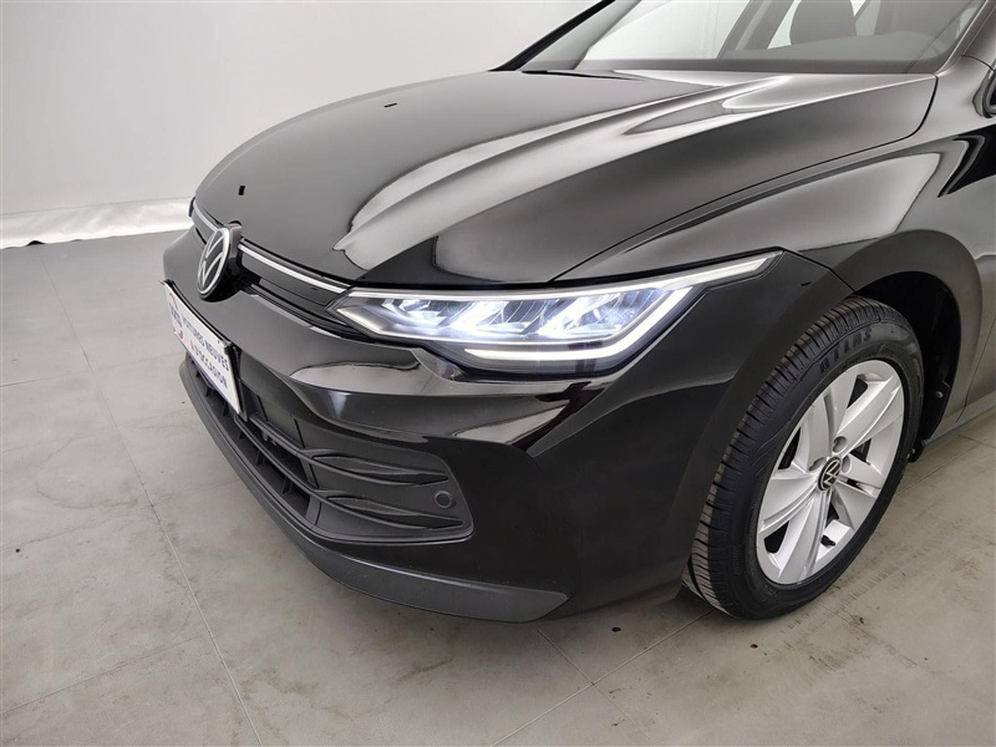 VW Golf 1.5 TSI 115cv Life CARPLAY / FULL LED / PDC AV+AR / JA 16" (2025) - Photo 15