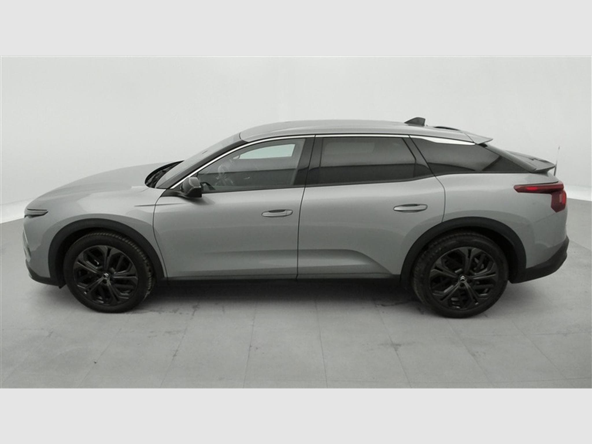 Citroen C5 X 1.2 PureTech 130cv EAT8 Plus NAVI / FULL LED / CUIR / JA 19" (2024) - Photo 3