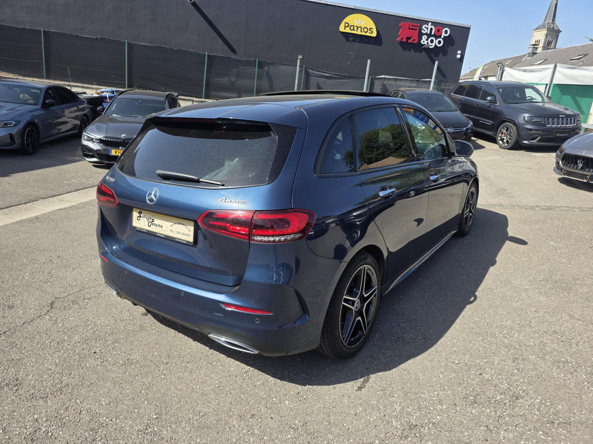 Mercedes B 220 B 220 AMG 4 Matic Pano GPS 1 Main (2019) - Foto 4