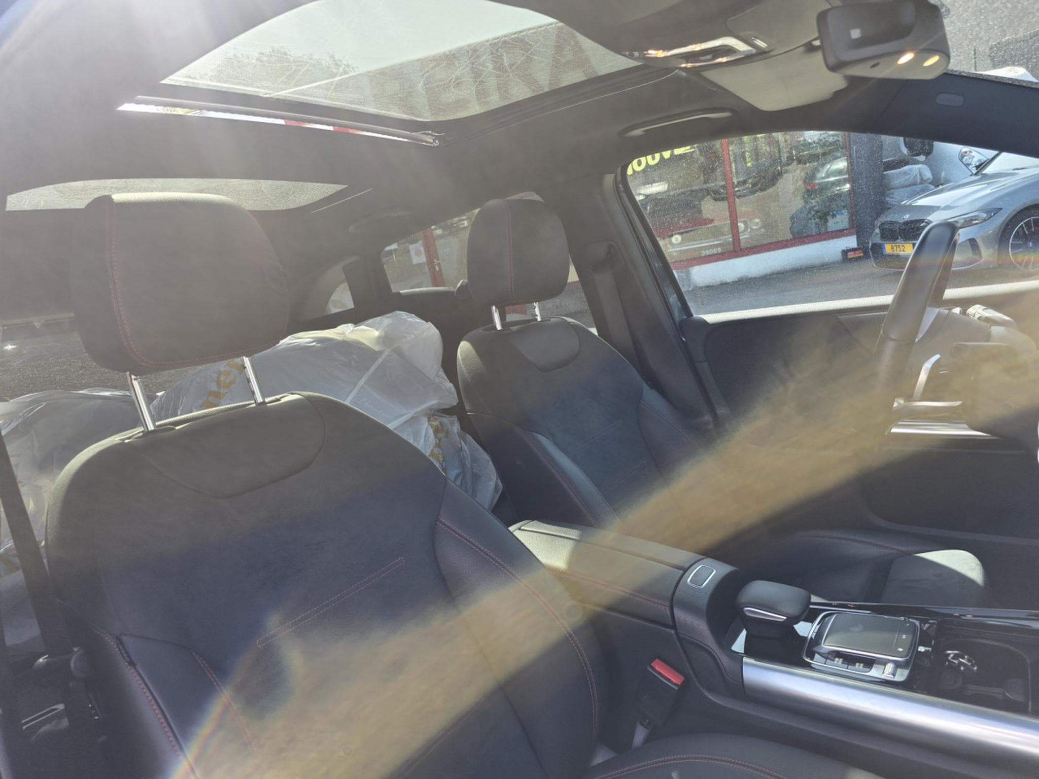 Mercedes B 220 B 220 AMG 4 Matic Pano GPS 1 Main (2019) - Foto 7