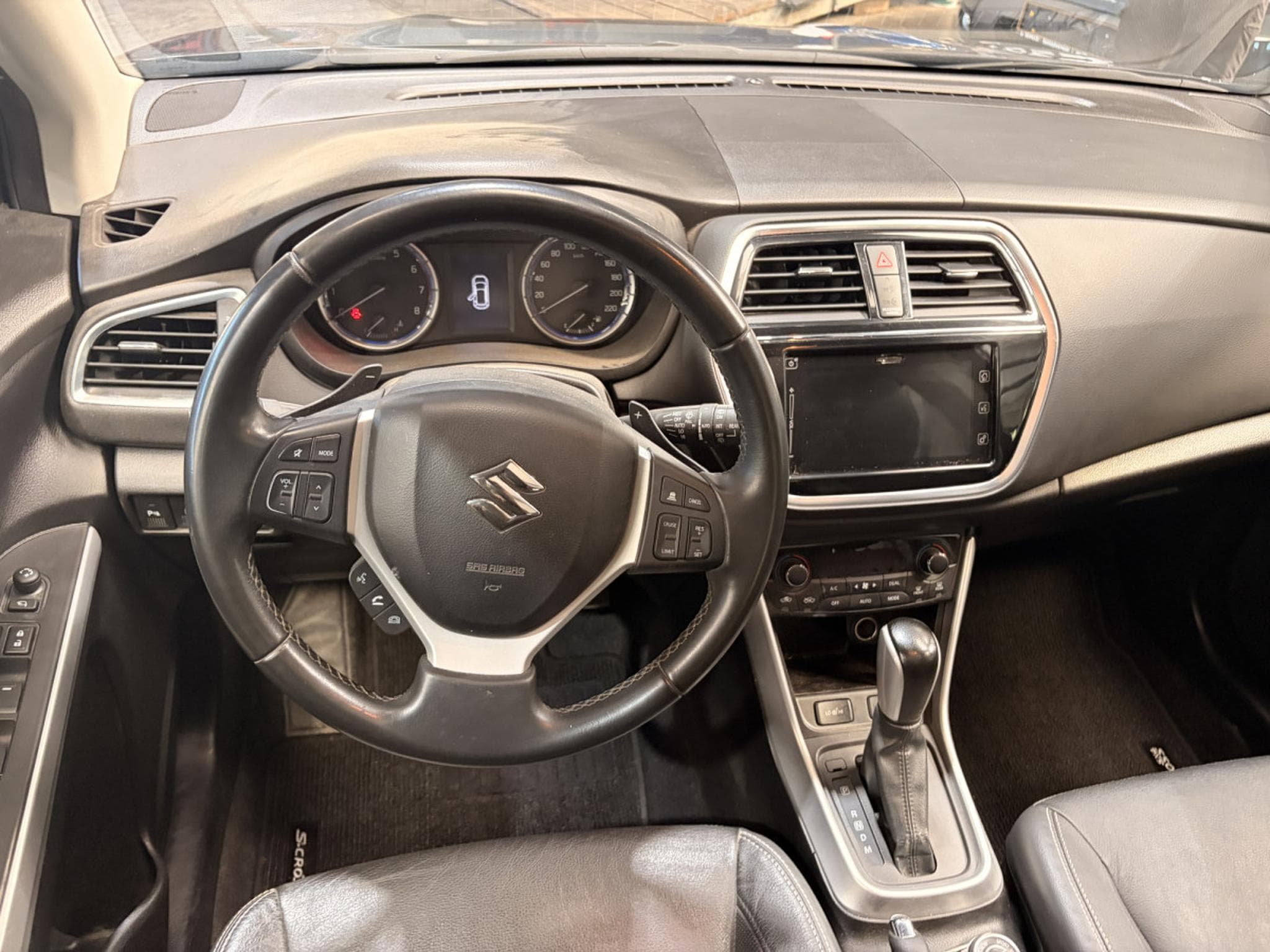 Suzuki S-Cross 1.4 GLX 4x4 (2021) - Foto 8