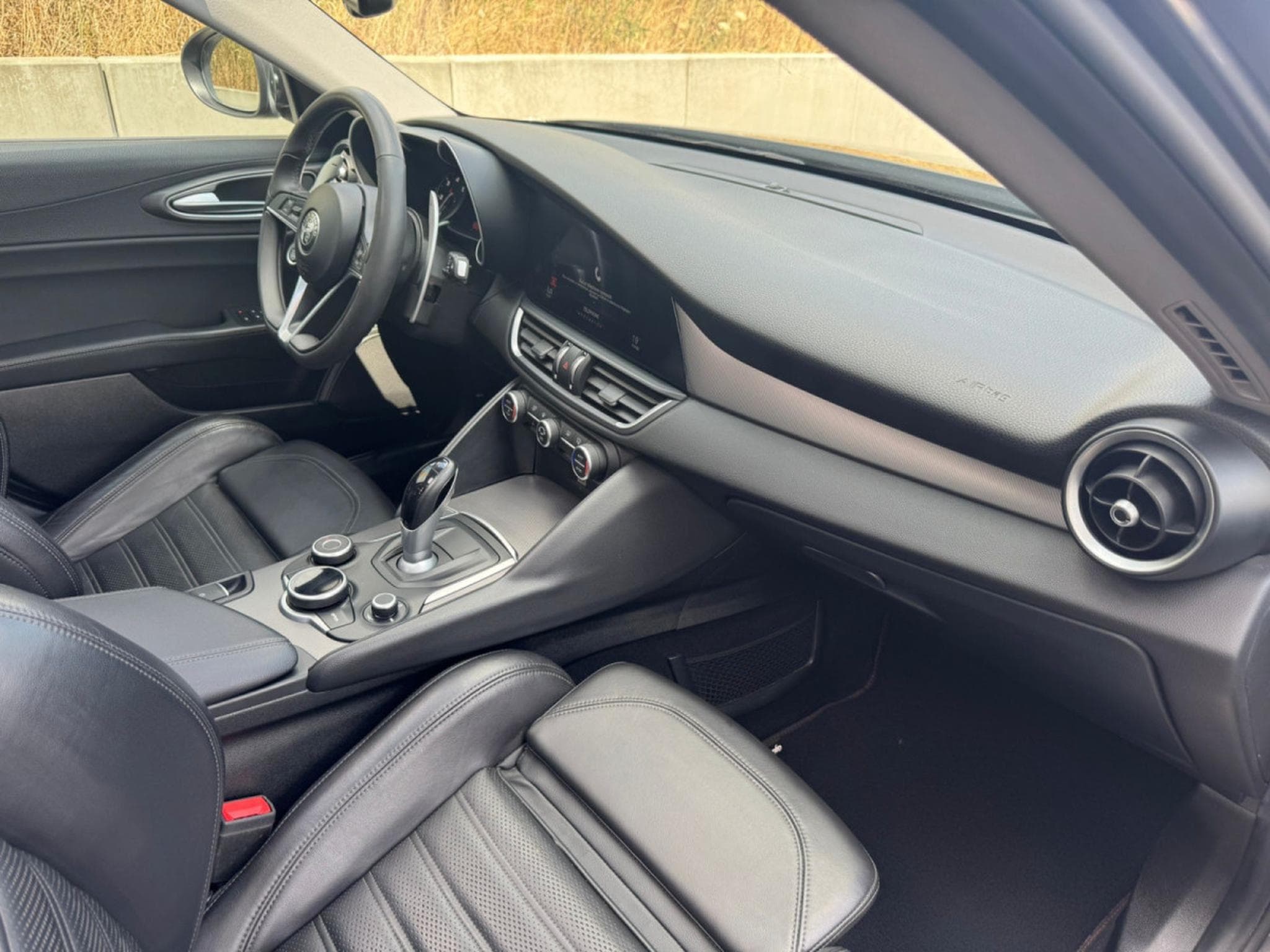 Alfa-Romeo Giulia Giulia Veloce Q4 /211 CV /19/PANO/CAMERA/CUIR/VOLL (2019) - Photo 10