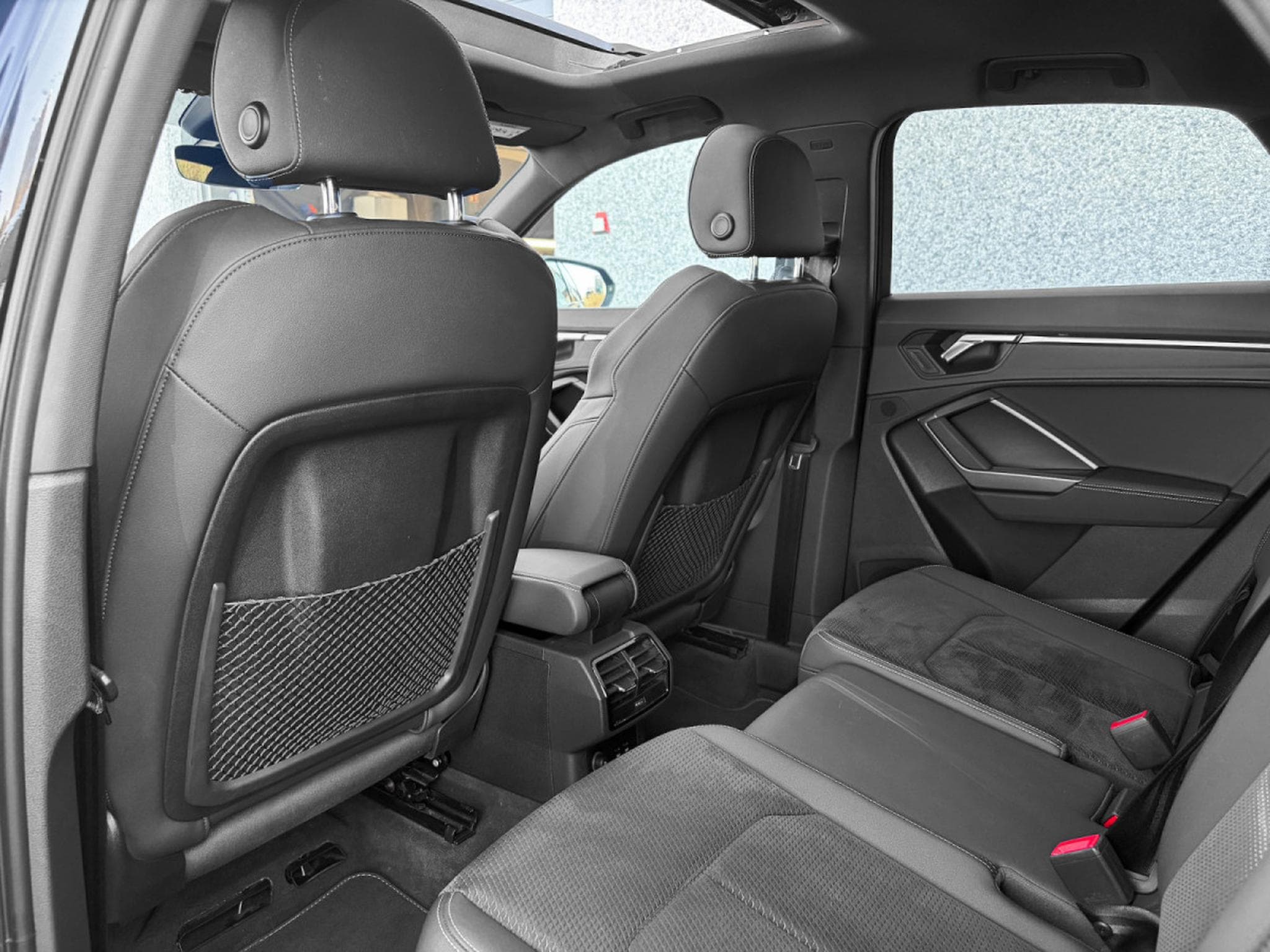 Audi Q3 Q3 Sportback 35 TFSI S line/Pano/19/360°/ (2021) - Photo 8