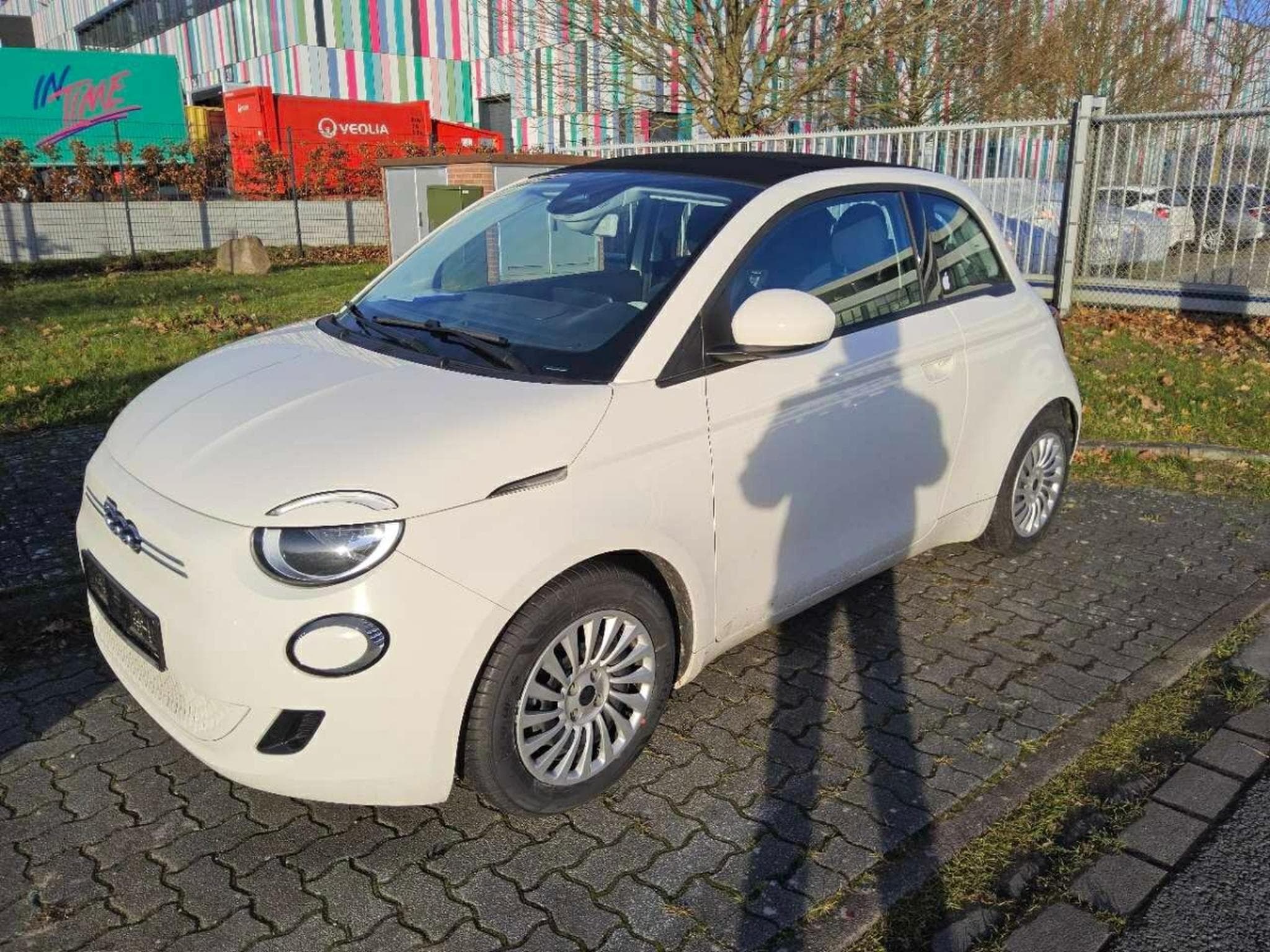 Fiat 500 Cabrio (2023) - Photo 1