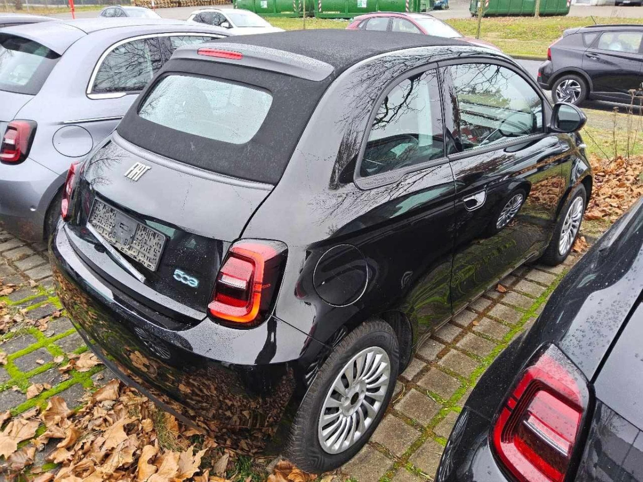 Fiat 500 Cabrio (2023) - Photo 2