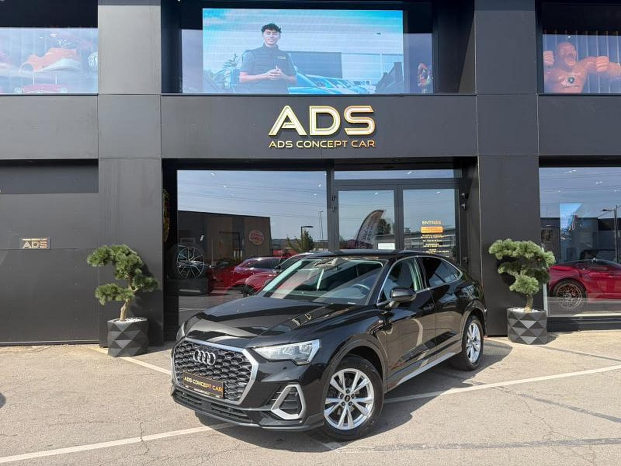 Audi Q3 Sportback S line/Sièges électriques chauffants/Camera/GPS (2023) - Photo 1