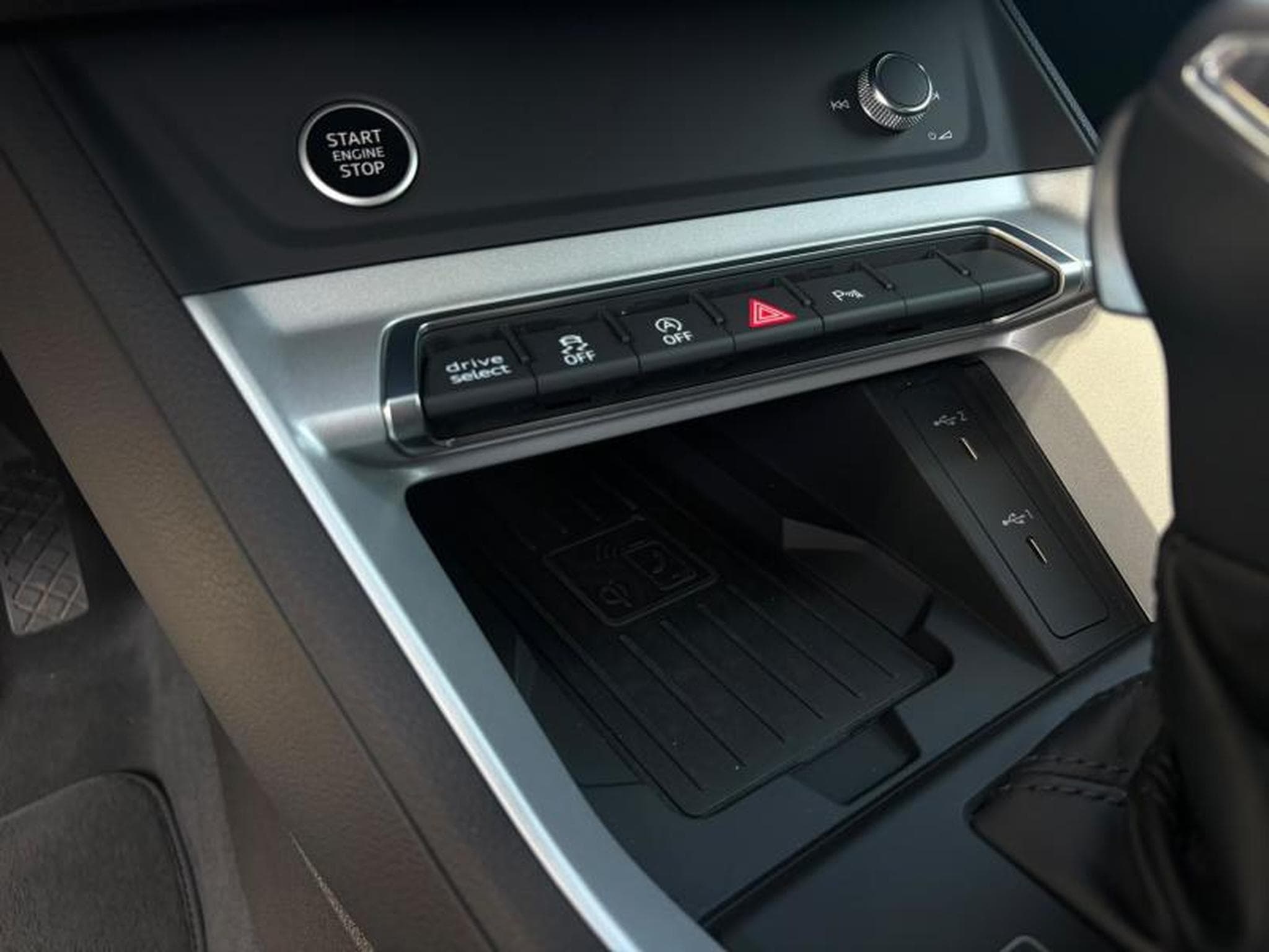 Audi Q3 Sportback S line/Sièges électriques chauffants/Camera/GPS (2023) - Photo 11
