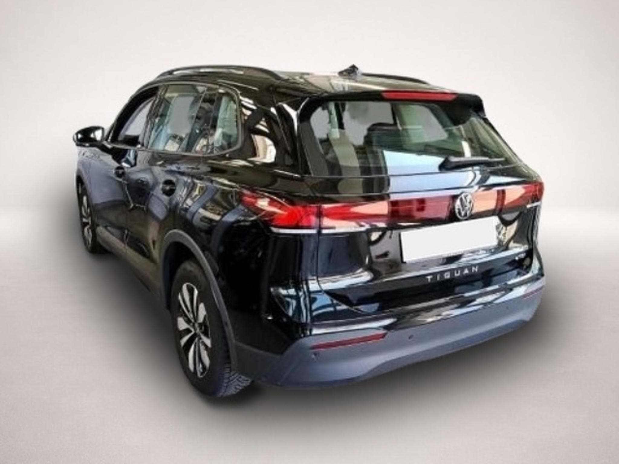 VW Tiguan (2025) - Photo 2