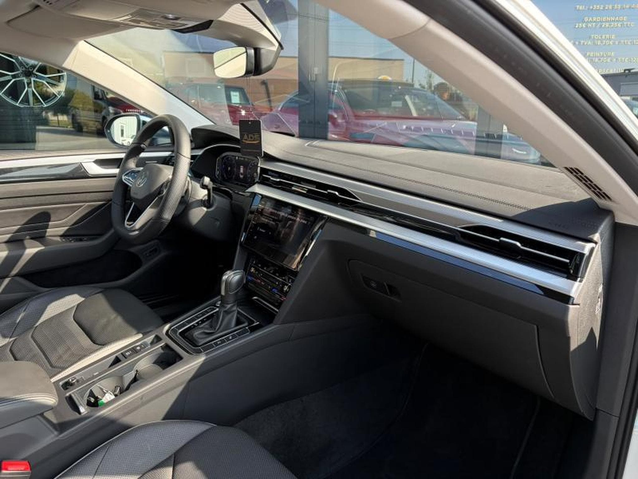 VW Arteon Elegance/Toi Ouvrant/Harman Kardon/Sièges électriques chauff (2022) - Photo 15