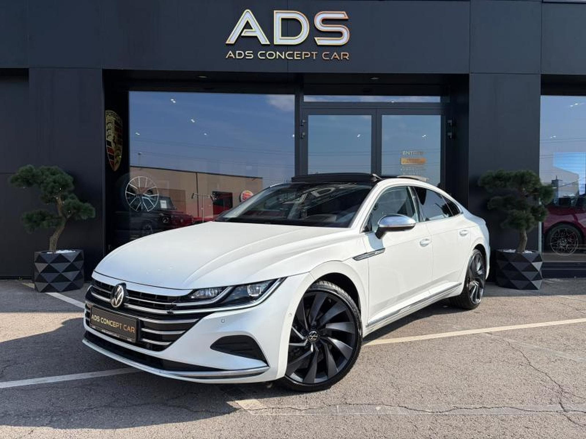 VW Arteon Elegance/Toi Ouvrant/Harman Kardon/Sièges électriques chauff (2022) - Photo 2