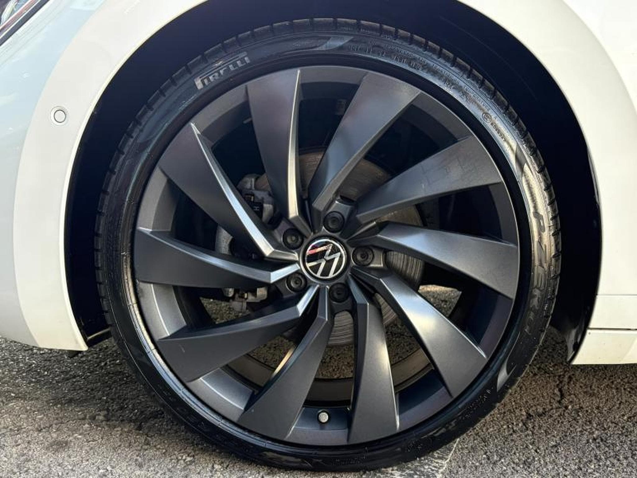 VW Arteon Elegance/Toi Ouvrant/Harman Kardon/Sièges électriques chauff (2022) - Photo 5