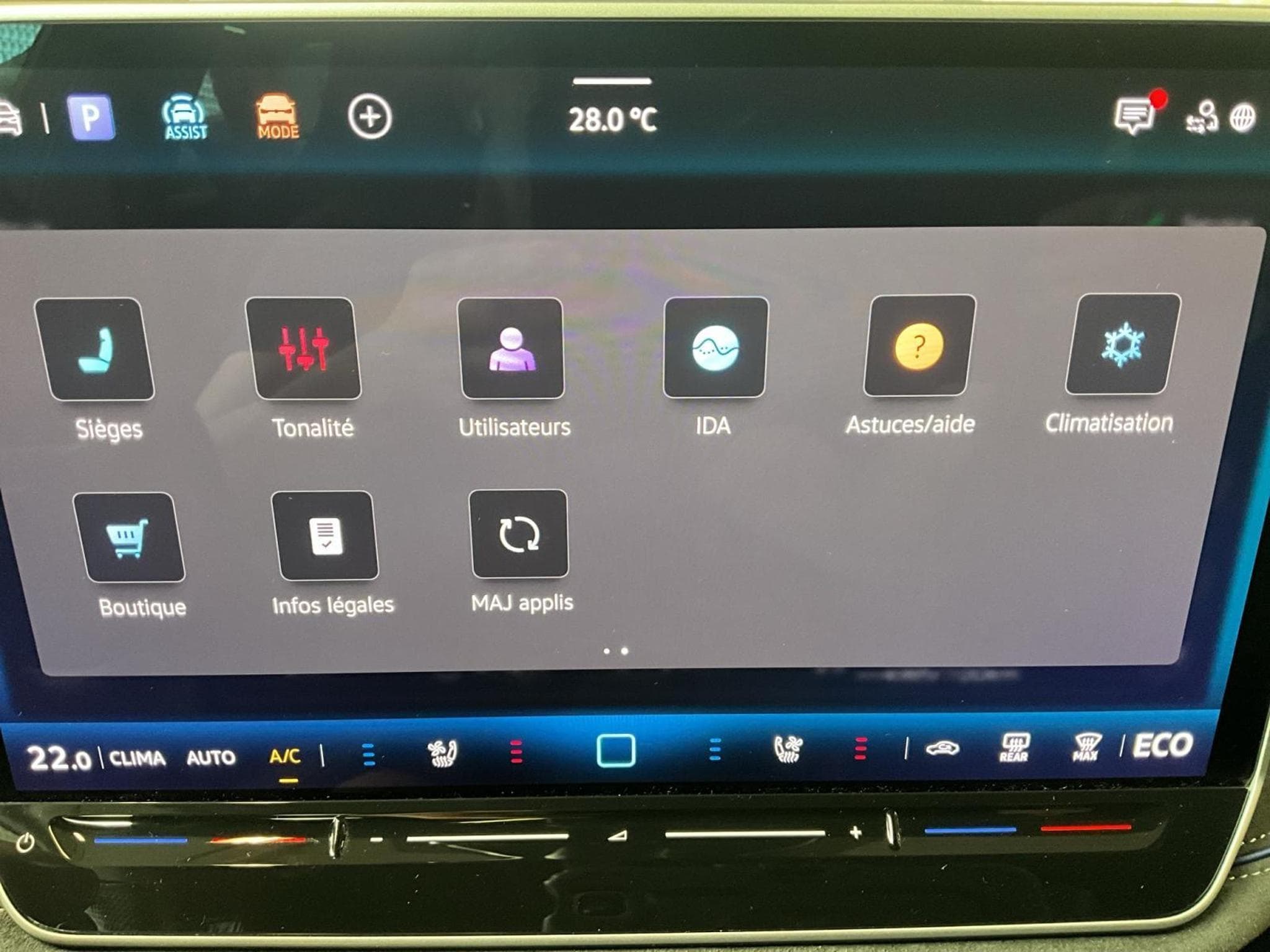 VW Passat R-Line+DSG+PHEV+IQ-Drive+Pano+AHK (2025) - Photo 22