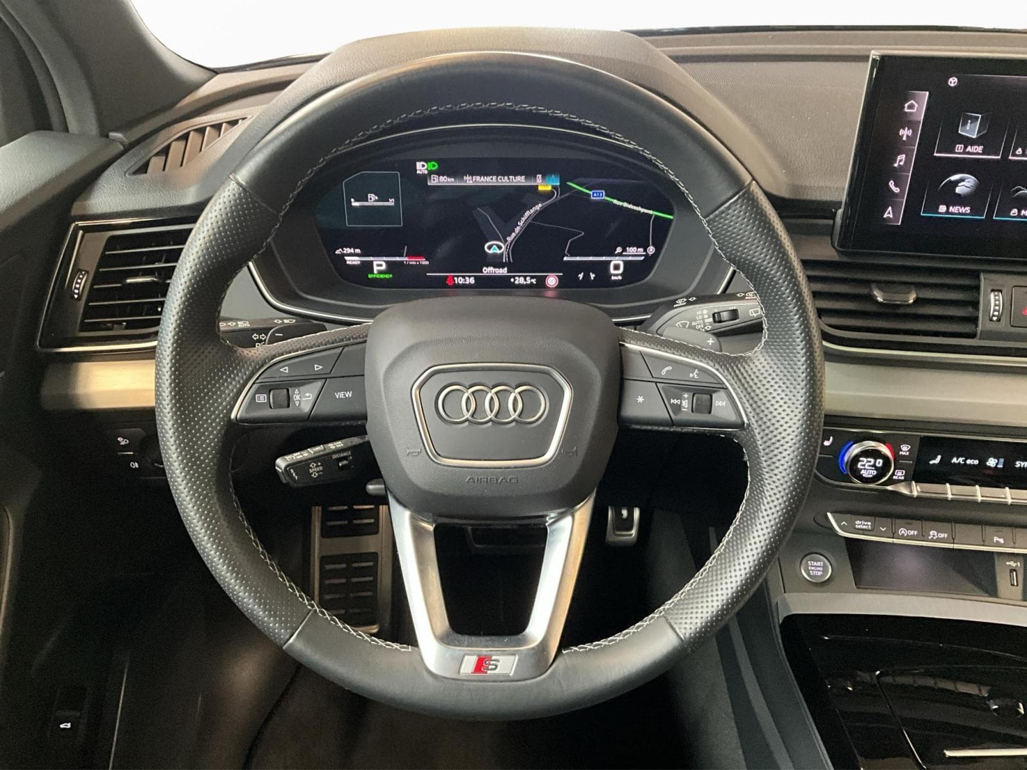 Audi Q5 S-line+40TDI+Quattro+S-Tronic+P.Premium+P.Assi.+Black-Style (2024) - Photo 10