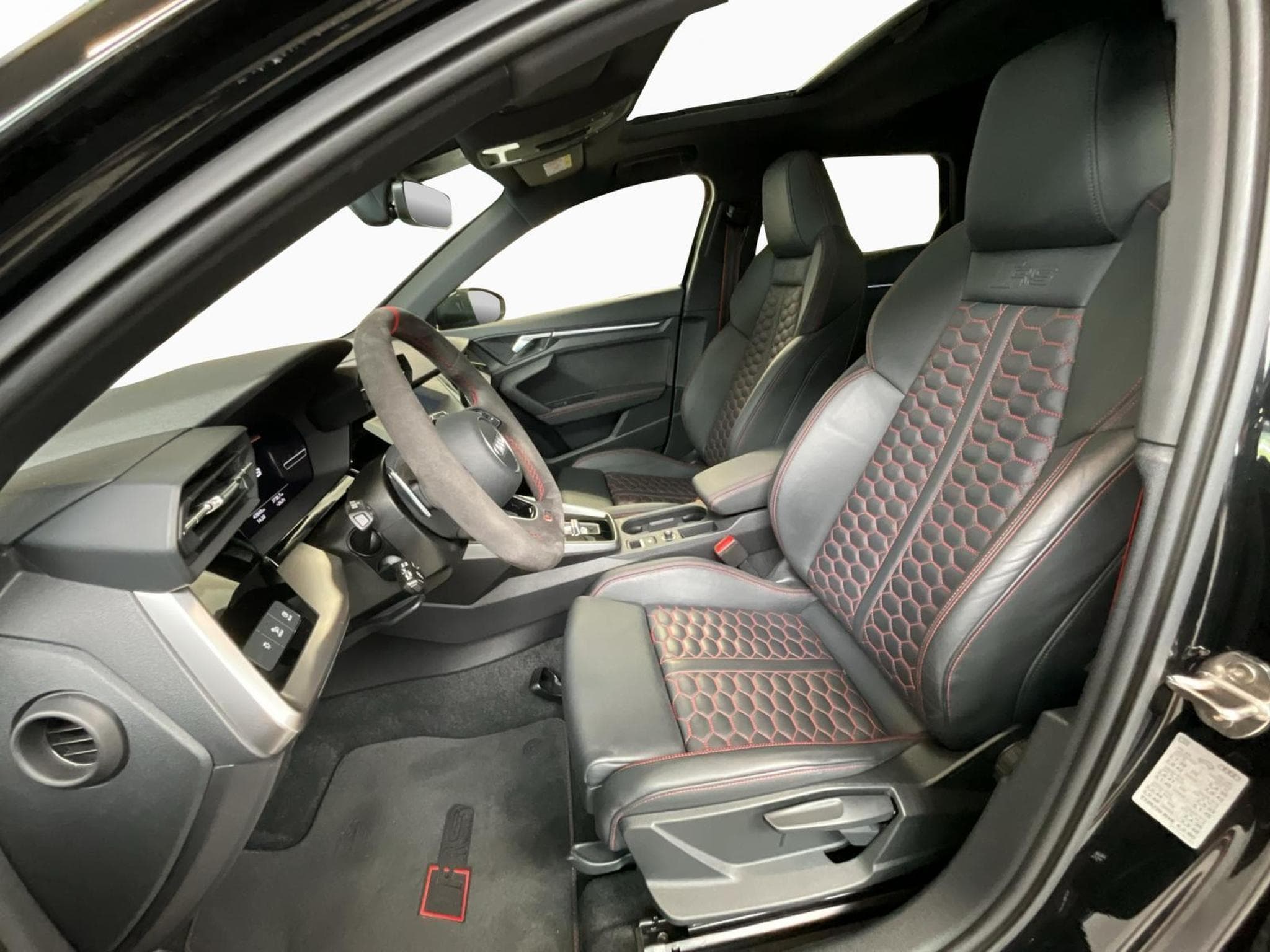 Audi RS3 SB+S-Tronic+Quattro+p.Premium+Pano+Carbon (2024) - Photo 9