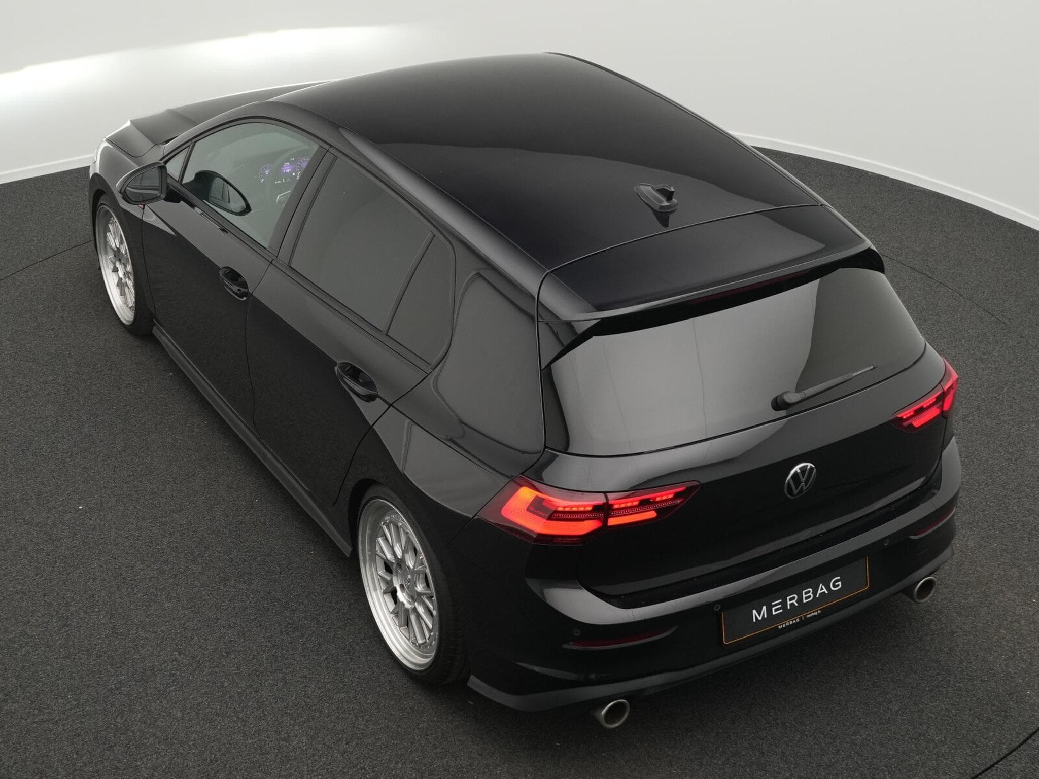 VW Golf VIII 2.0 TSI GTI (1970) - Photo 13