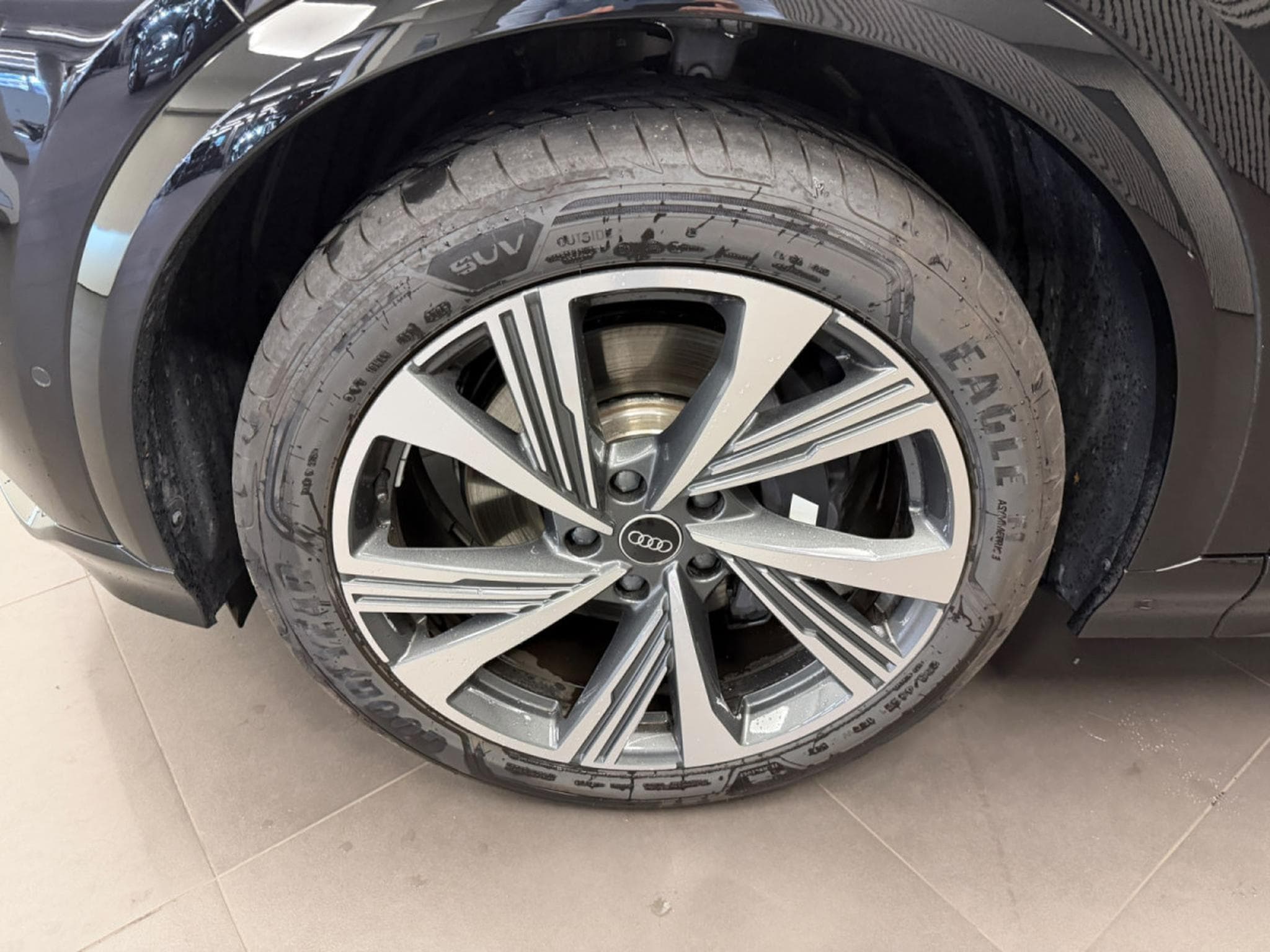 Audi SQ6 e-tron Sportback 490 CH / 360 kW (2026) - Foto 10