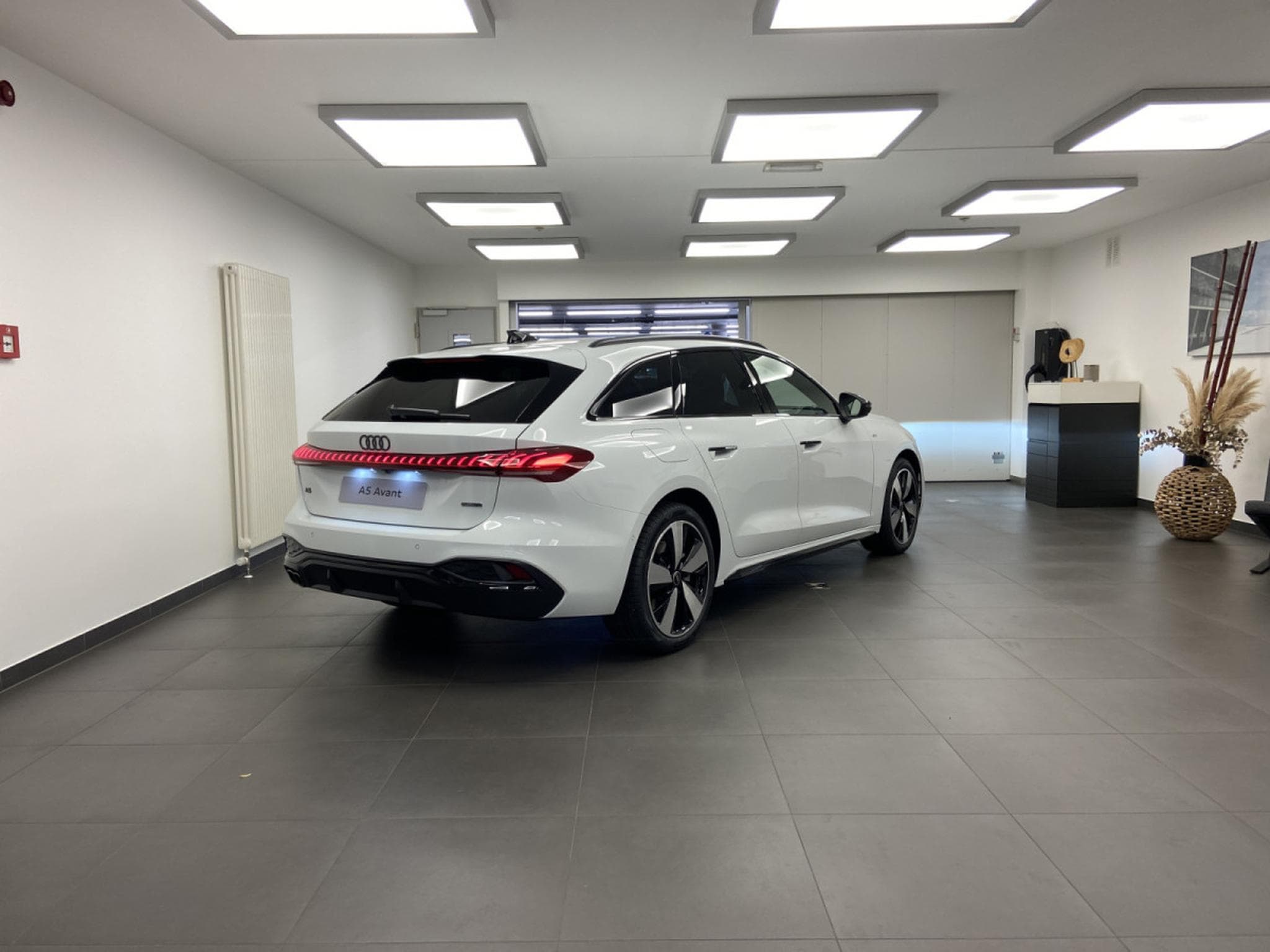 Audi A5 A5 Avant  S line TDI quattro 204 CV / 150 kW S tronic (2025) - Foto 7