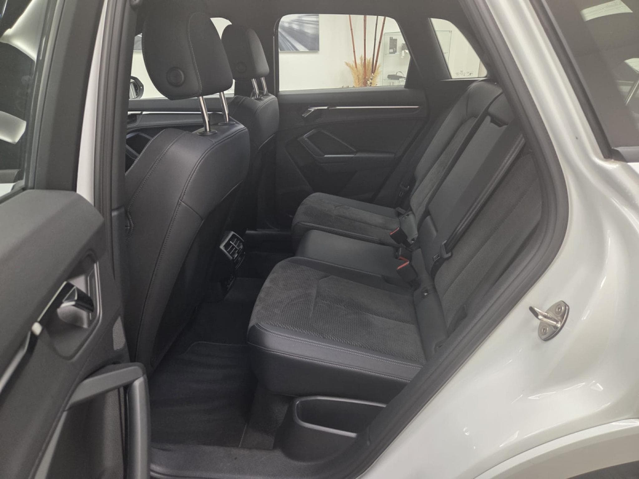 Audi Q3 S line 35 TFSI 150 CV / 110 KW S tronic (2022) - Foto 6