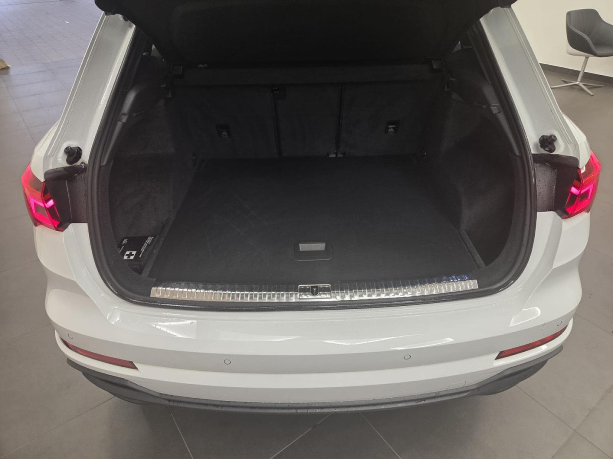 Audi Q3 S line 35 TFSI 150 CV / 110 KW S tronic (2022) - Foto 8
