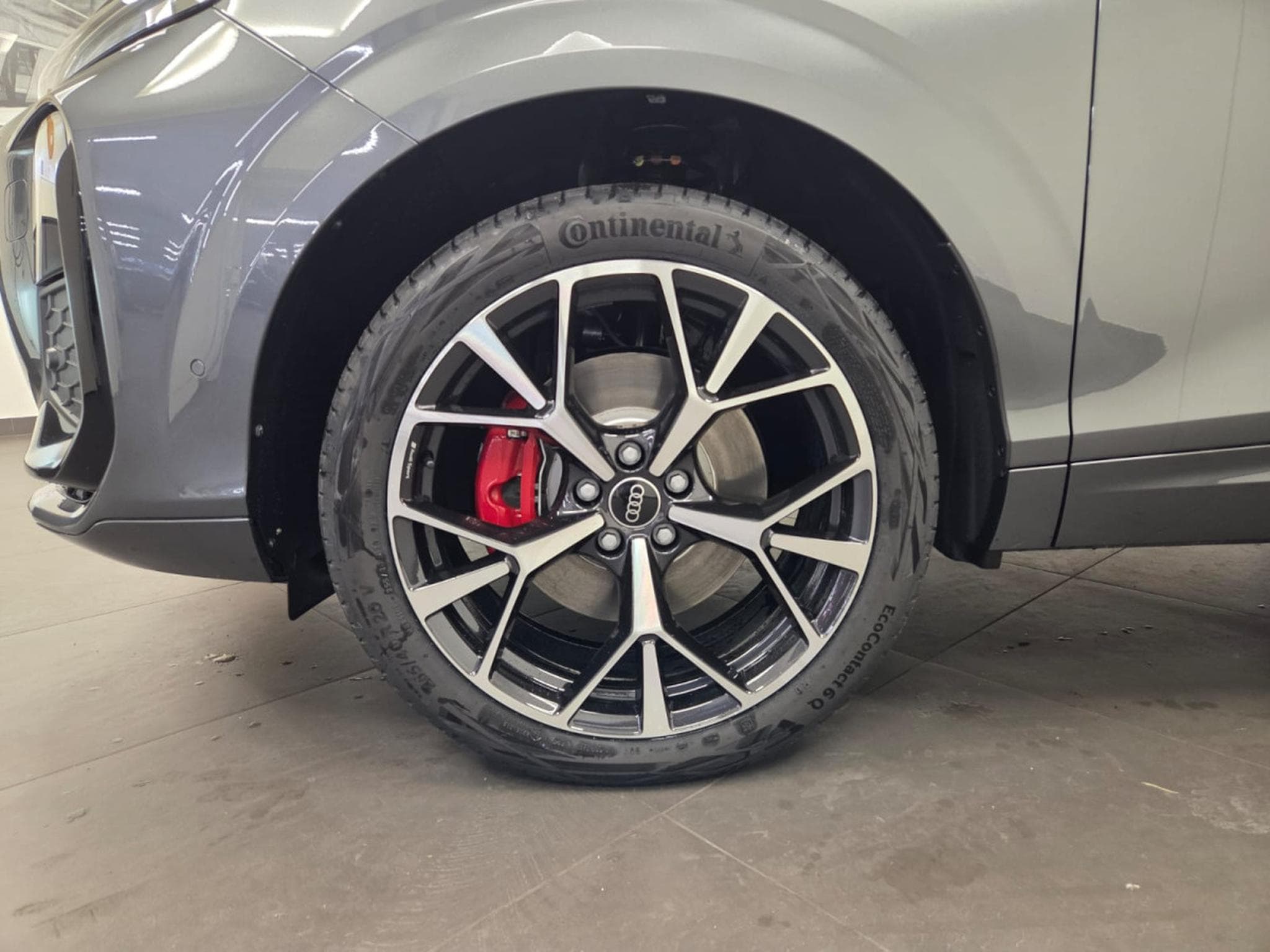 Audi Q3 SUV S Line 195 kW / 265 CV TFSI quattro S tronic (2026) - Foto 10