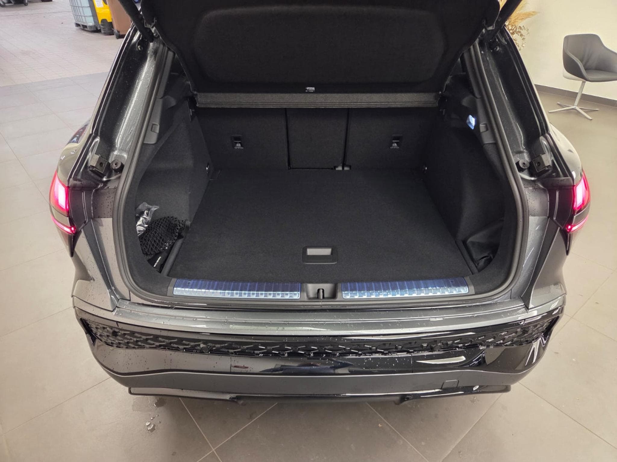 Audi Q3 SUV S Line 195 kW / 265 CV TFSI quattro S tronic (2026) - Foto 9