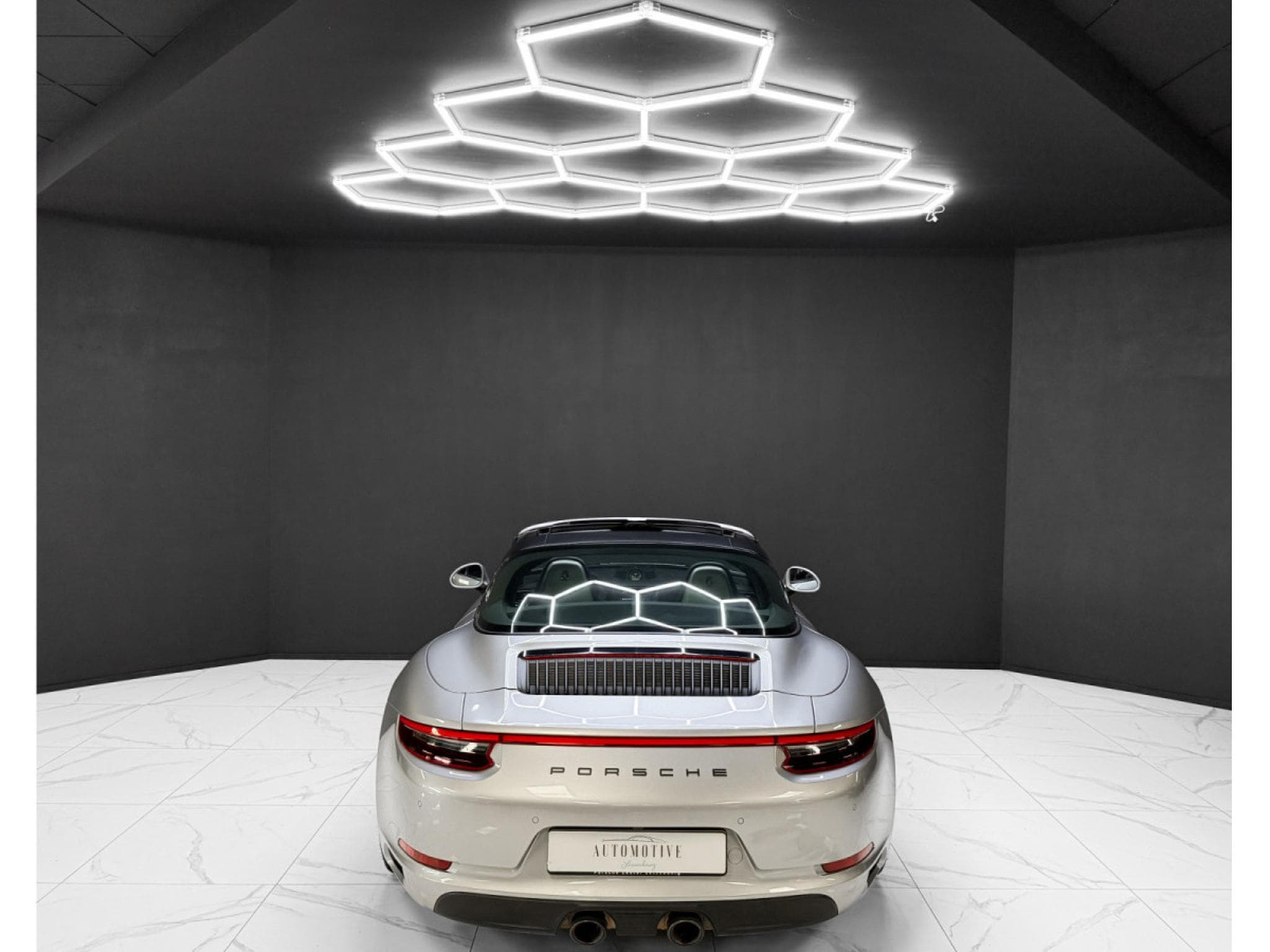 Porsche 911 991.2 Targa 4 GTS / 1ST HAND / NEW SERVICE (2019) - Photo 4