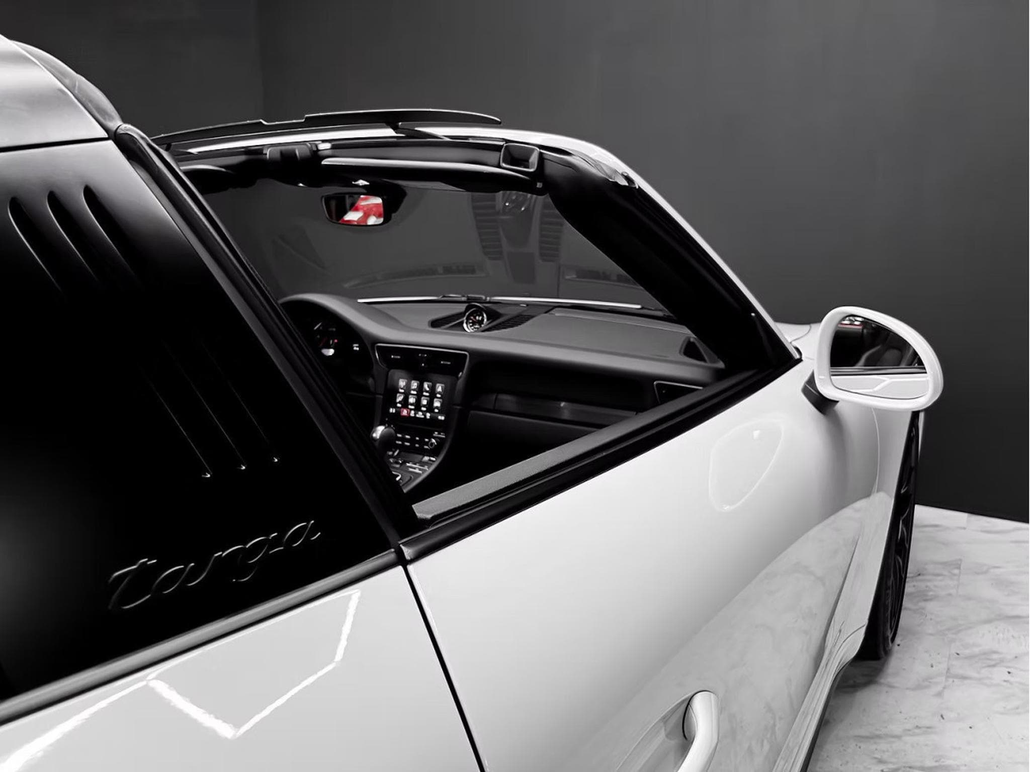 Porsche 911 991.2 Targa 4 GTS / APPROVED / NEW SERVICE (2018) - Photo 10