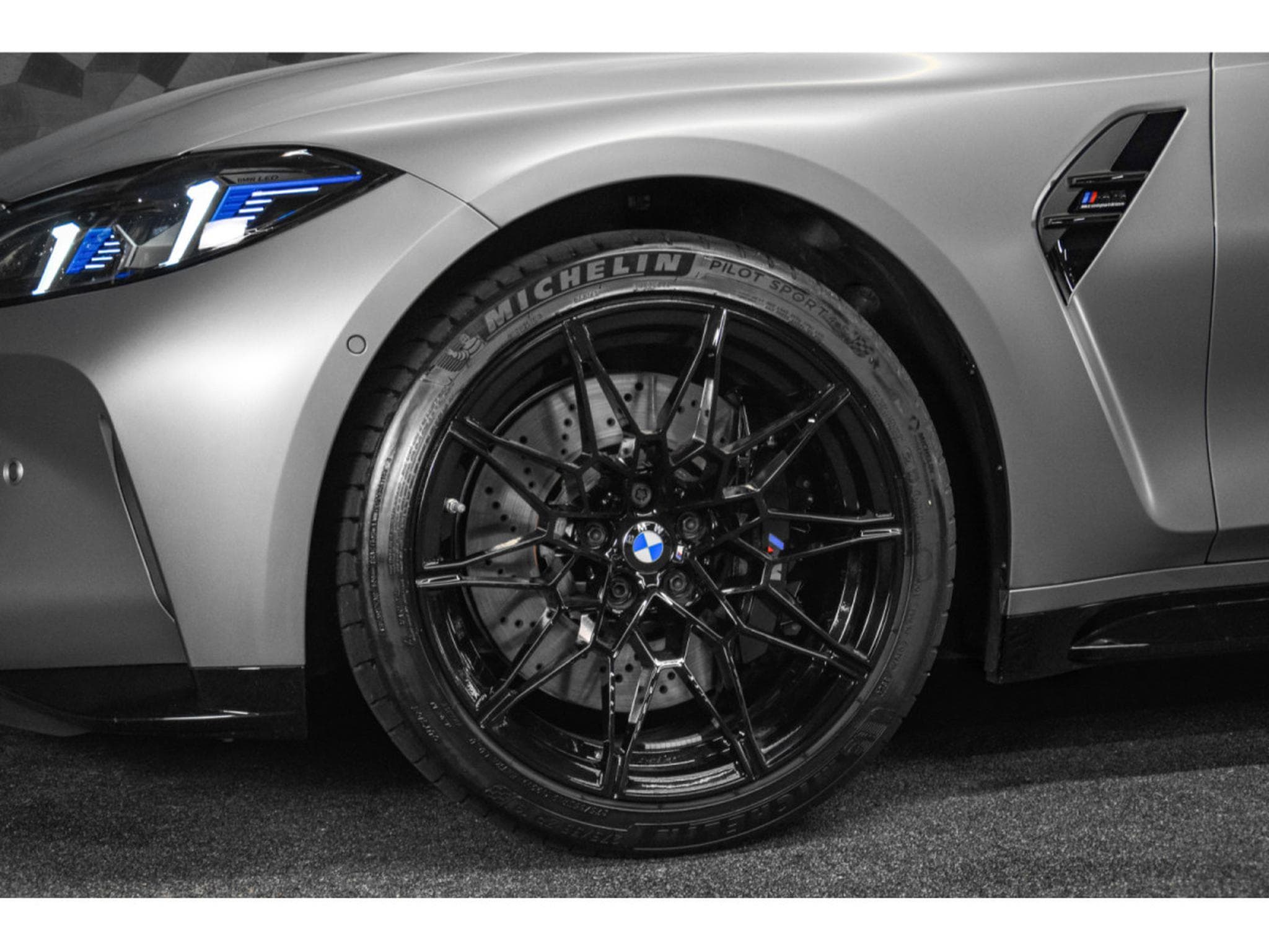 BMW M3 G81 Compétition Touring X-Drive (2025) - Foto 24