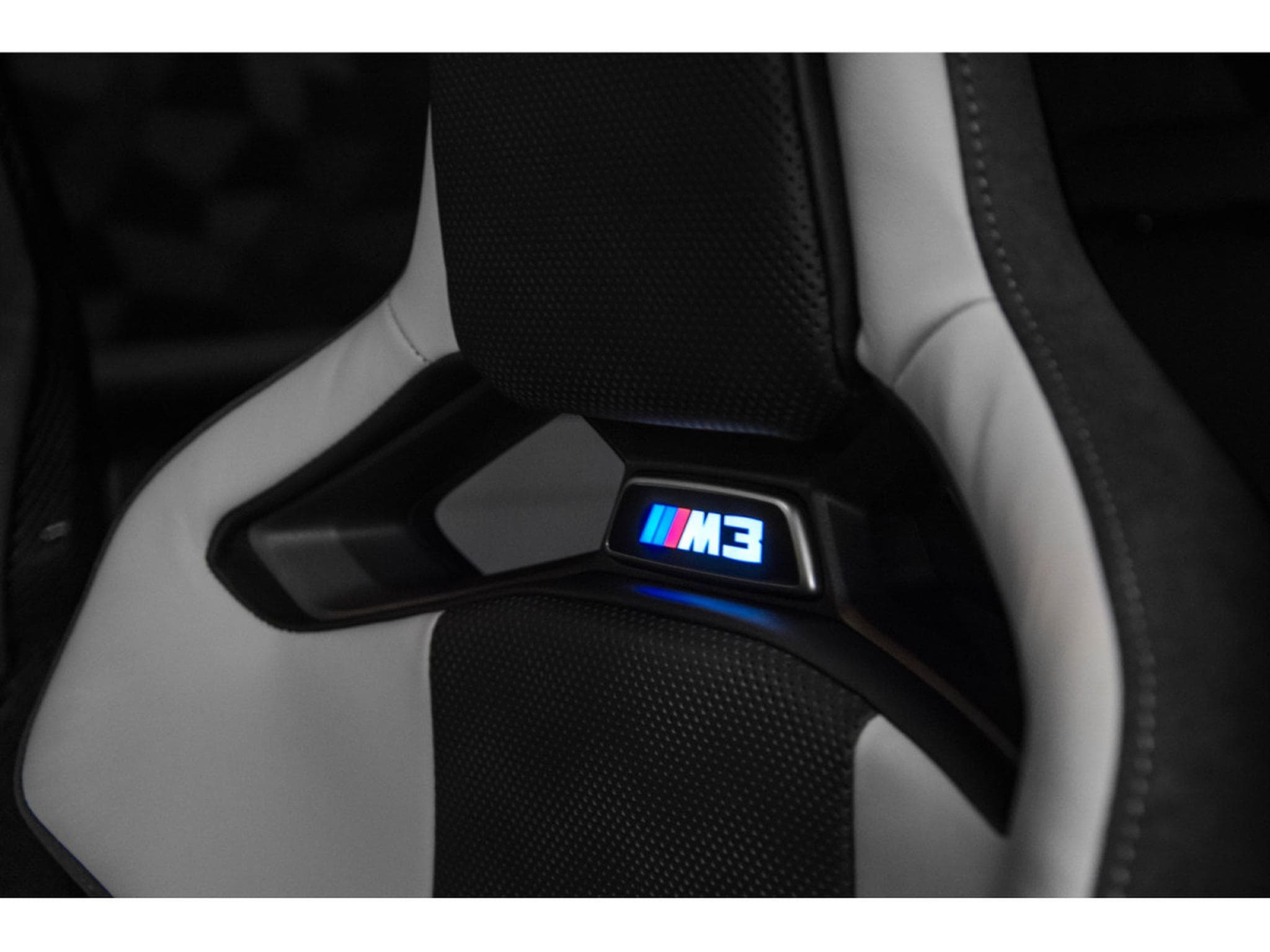 BMW M3 G81 Compétition Touring X-Drive (2025) - Foto 26