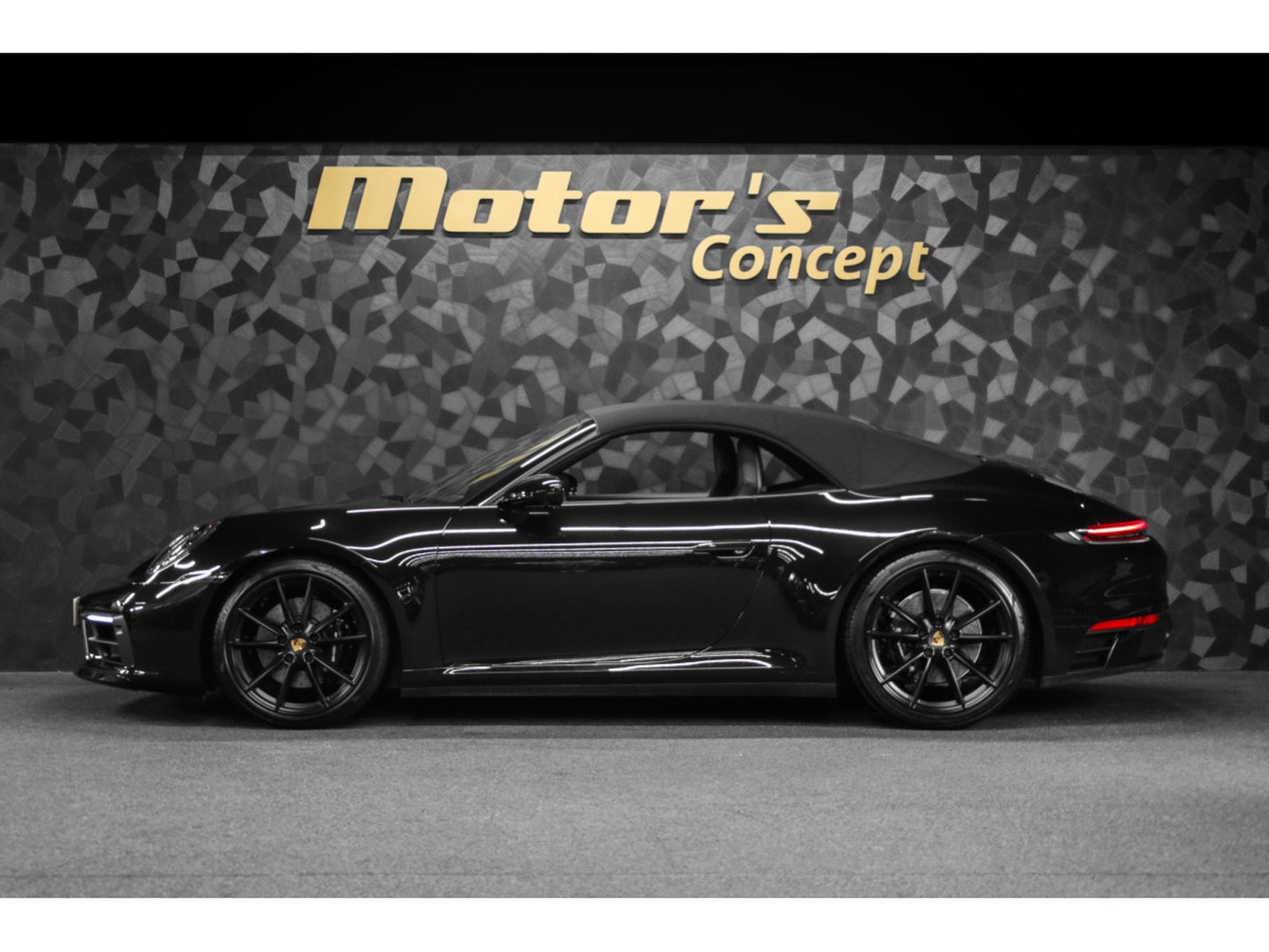 Porsche 911 992.1 CARRERA 4S CABRIOLET PDK (2024) - Photo 2