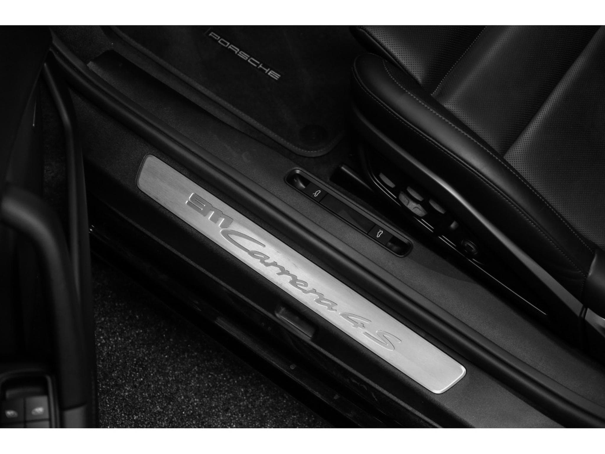 Porsche 911 992.1 CARRERA 4S CABRIOLET PDK (2024) - Photo 26