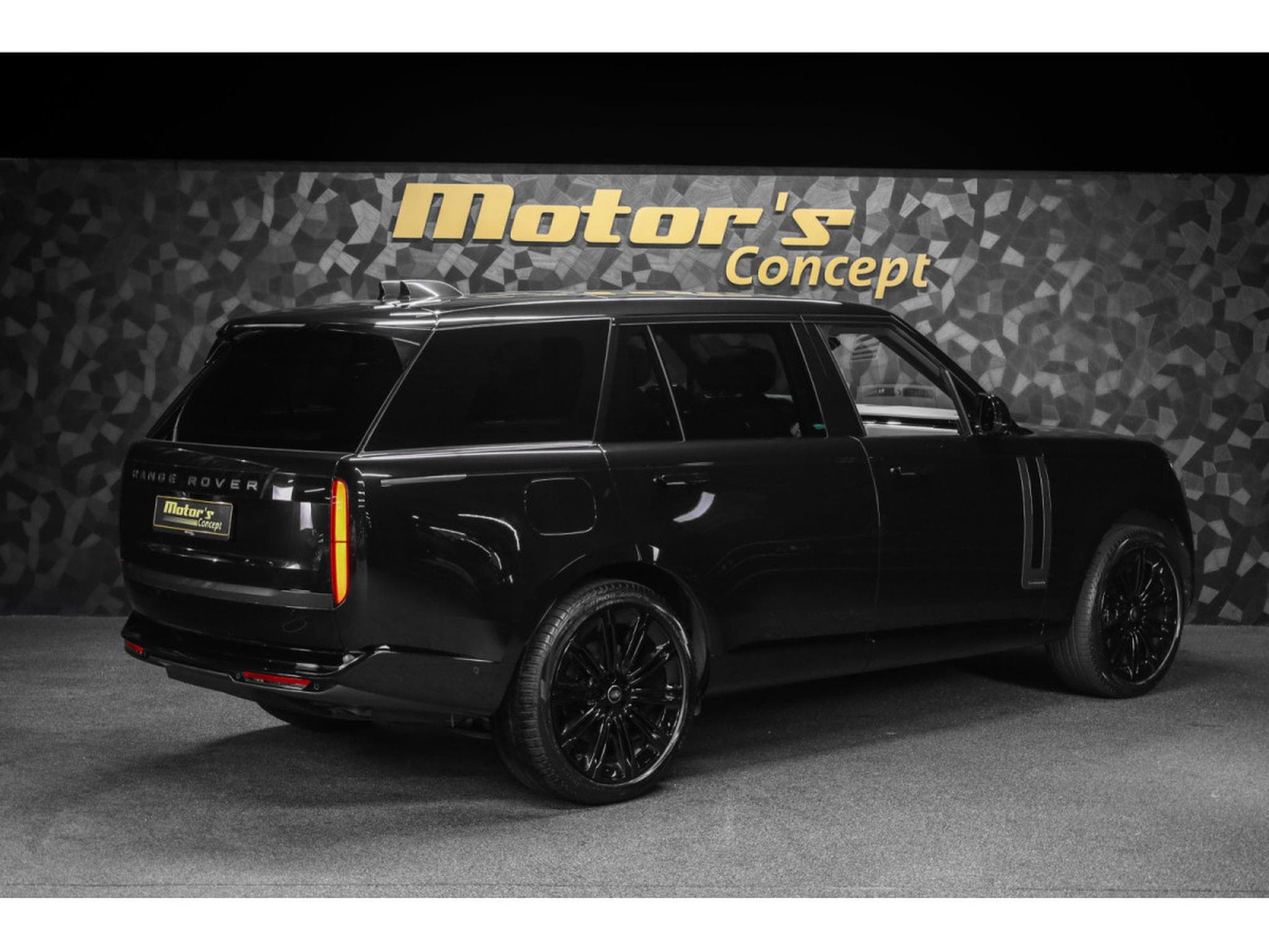 Land-Rover Range Rover P530 4.4 V8 LWB AUTOBIOGRAPHY - 7 PLACES (2024) - Photo 3
