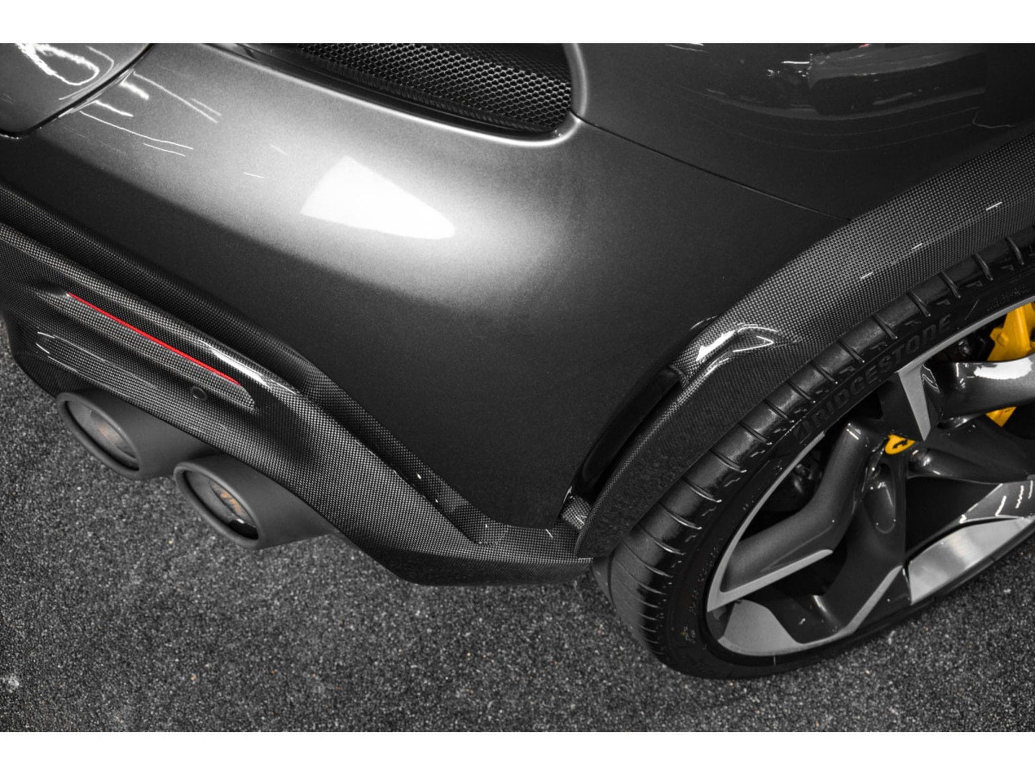 Ferrari Purosangue 6.5 V12 - CANNA DI FUCILE - PACK CARBONE (2026) - Photo 23