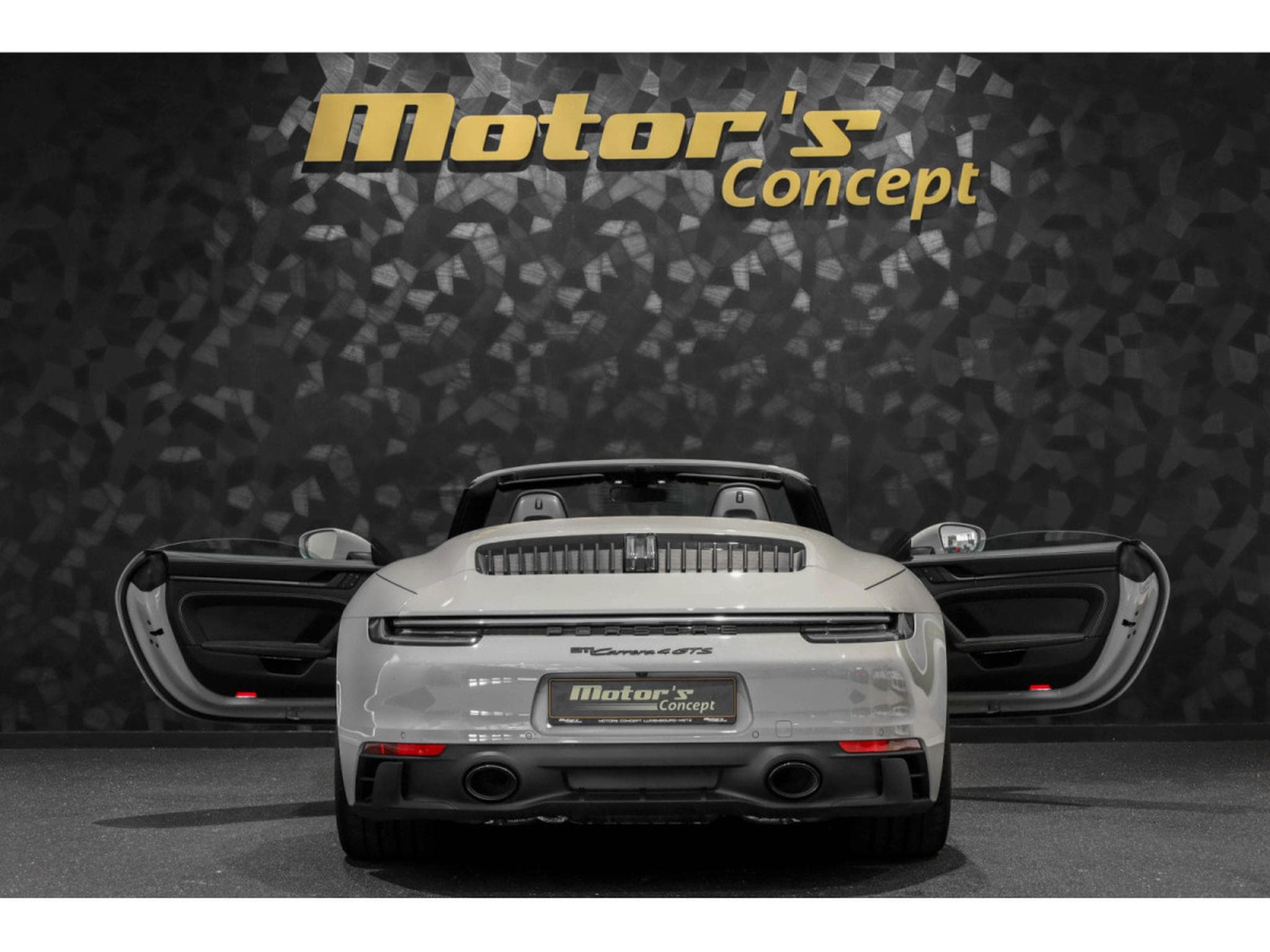 Porsche 911 992.1 CARRERA 4 GTS CABRIOLET PDK (2024) - Photo 5