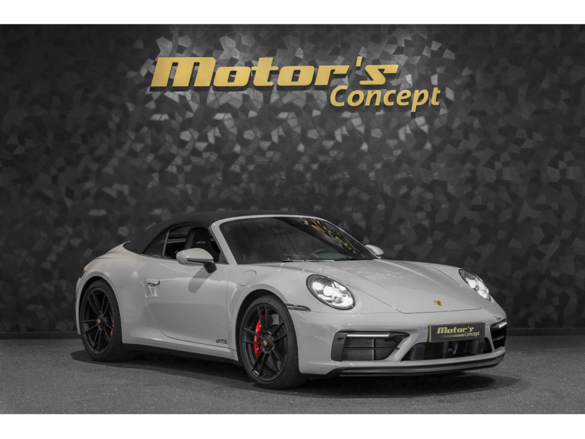Porsche 911 992.1 CARRERA 4 GTS CABRIOLET PDK (2024) - Photo 6