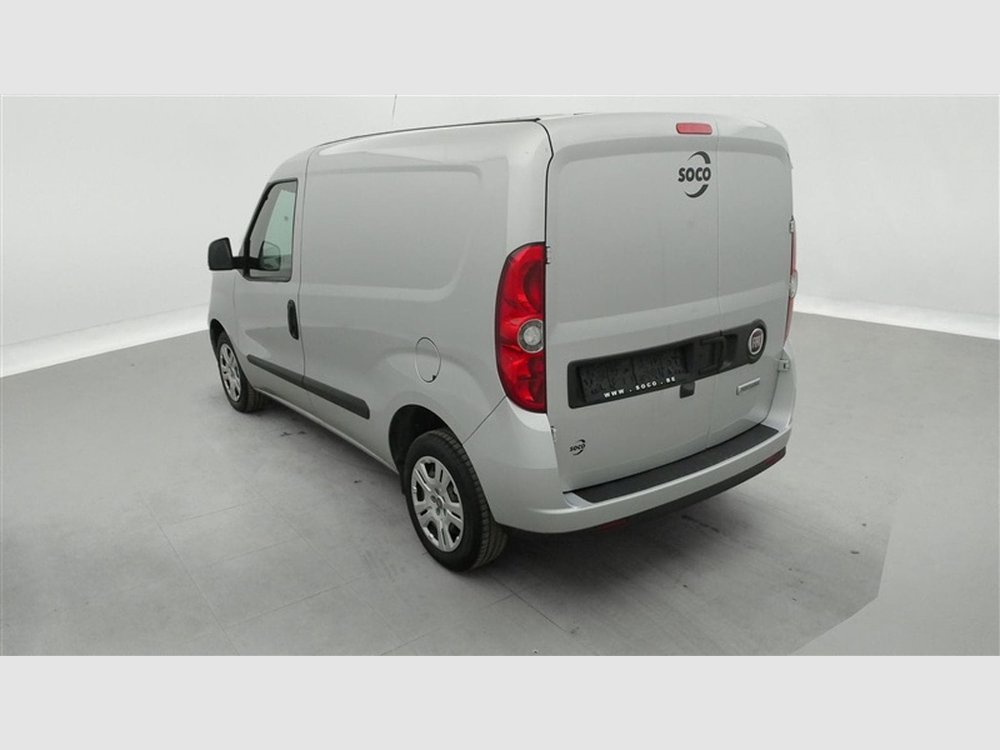 Fiat Doblo 1.6 MJET Cargo CLIM / CARPLAY (2023) - Photo 2