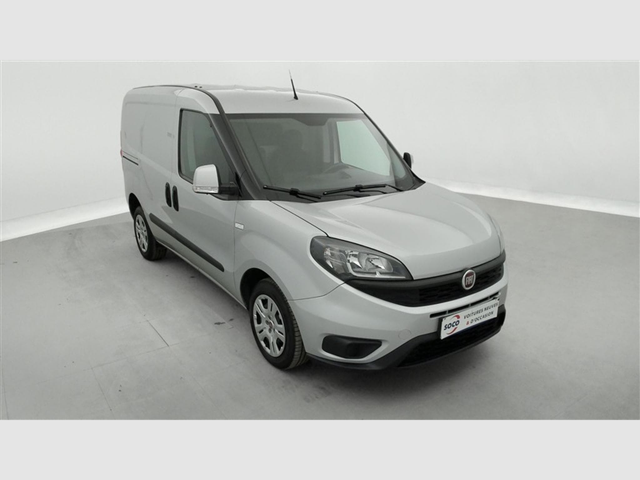 Fiat Doblo 1.6 MJET Cargo CLIM / CARPLAY (2023) - Photo 21