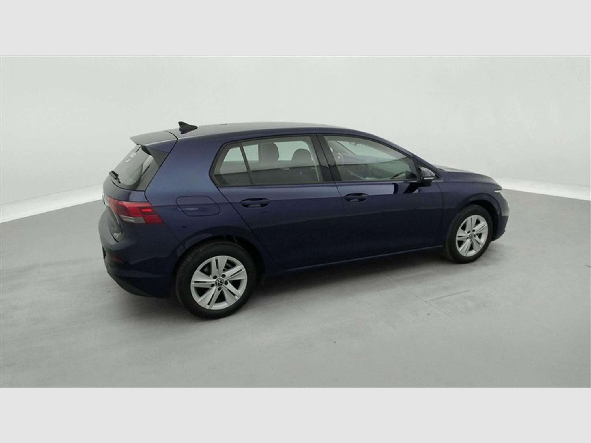 VW Golf 1.0 eTSI Life DSG NAVI / FULL LED / CARPLAY (2023) - Photo 25