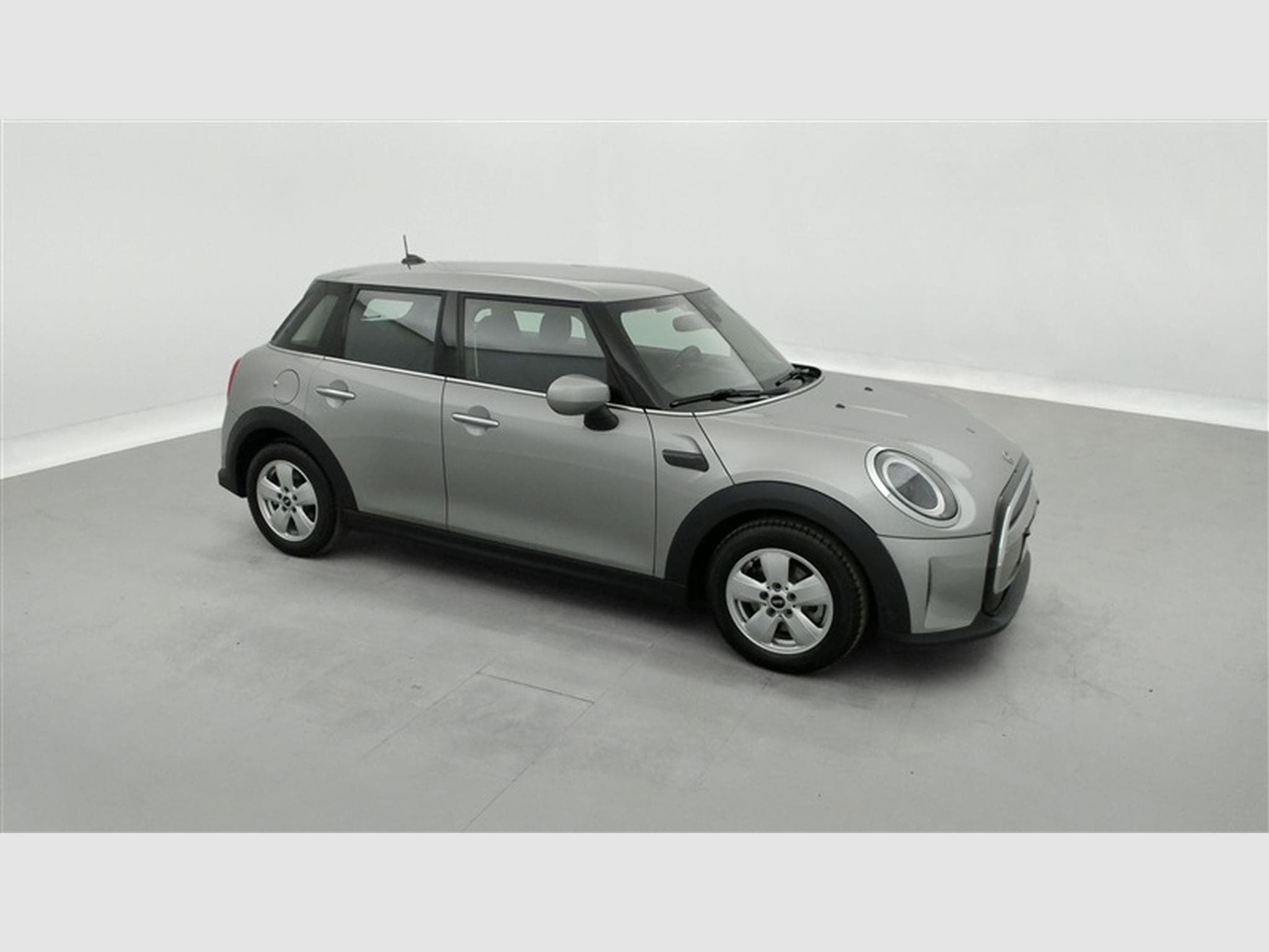 MINI Cooper 1.5A Cooper AUTO/NAVI/FULL LED/JA/PDC (2023) - Photo 22