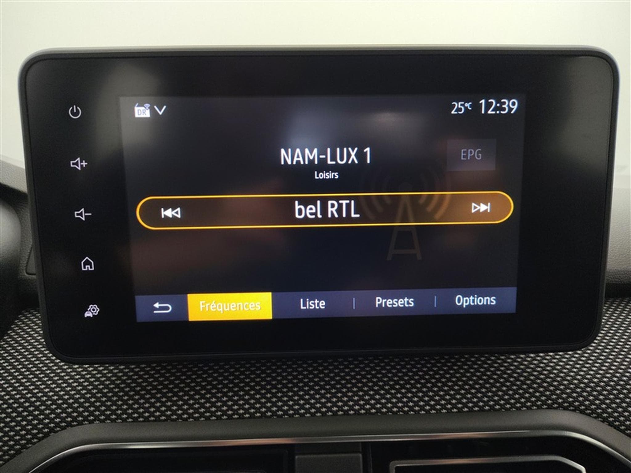 Dacia Sandero 1.0 TCe 90Cv Comfort CARPLAY / CAMERA (2022) - Photo 10