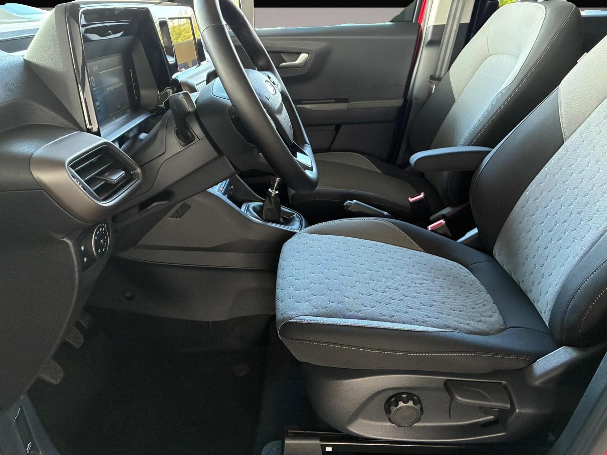 Ford Tourneo (2026) - Photo 5