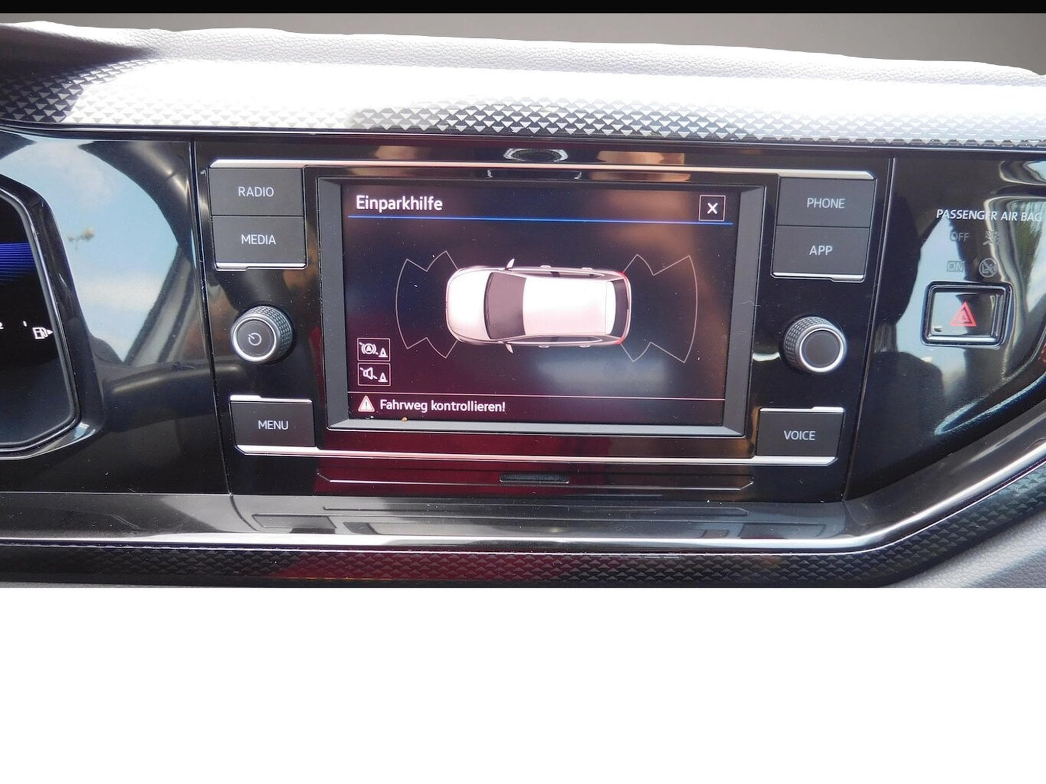 VW Polo (2023) - Photo 2